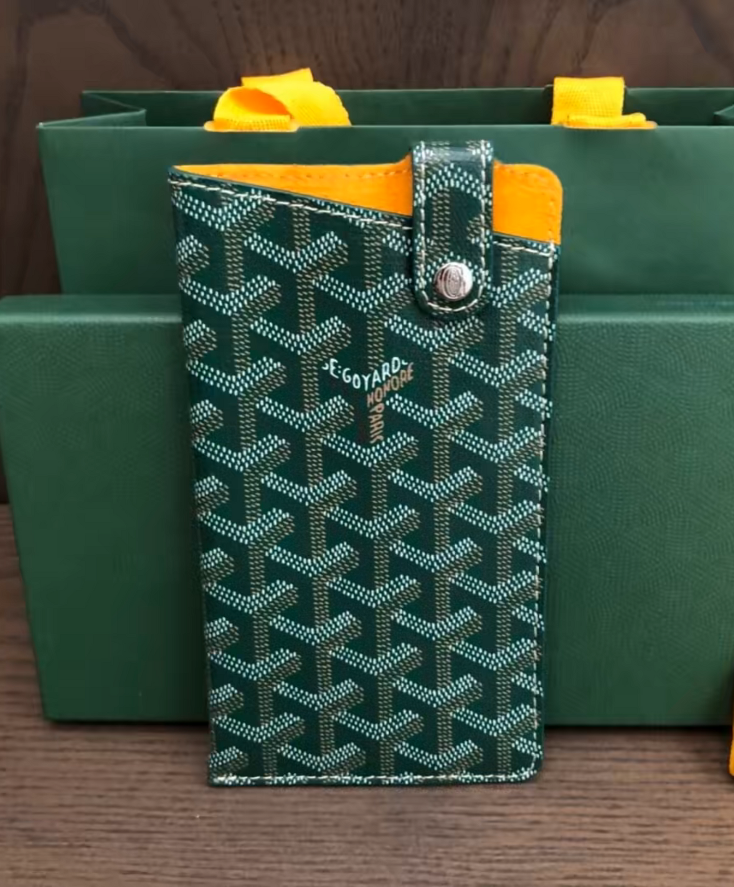 Montmartre GM Case