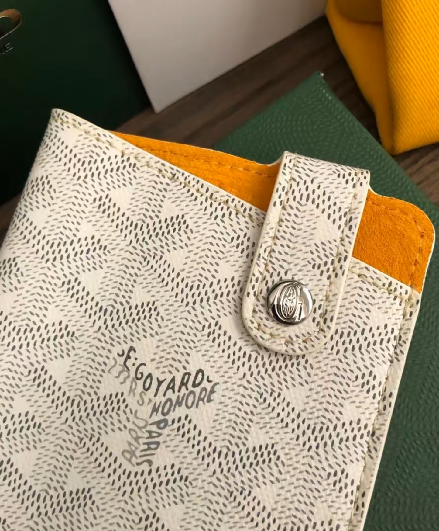 Montmartre GM Case