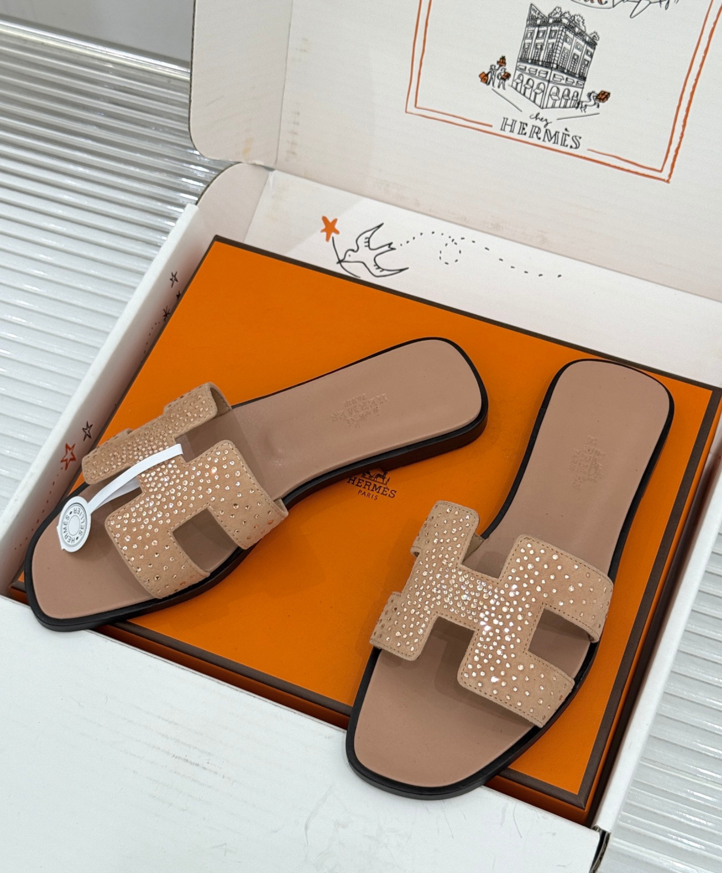 Oran sandal