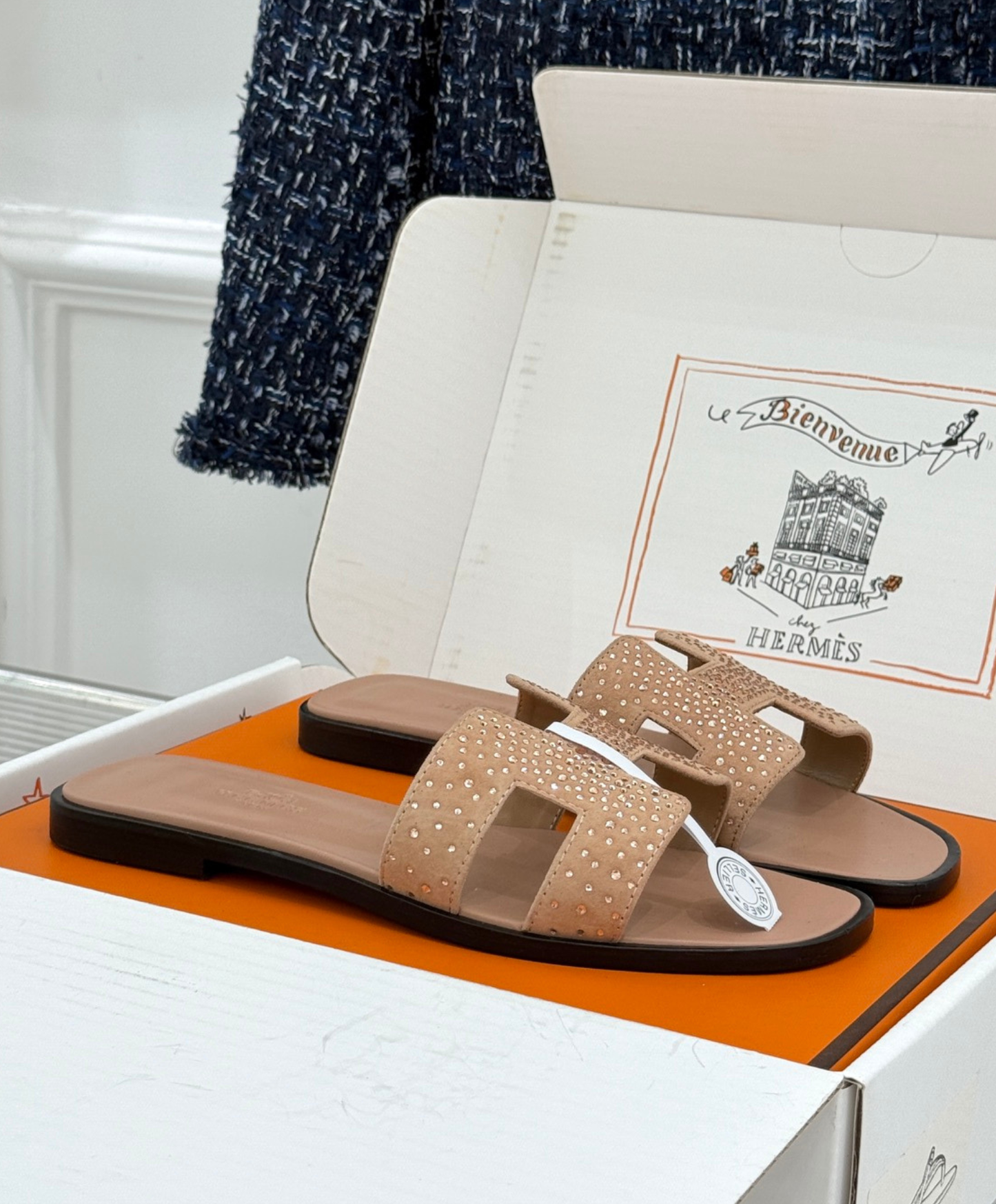 Oran sandal