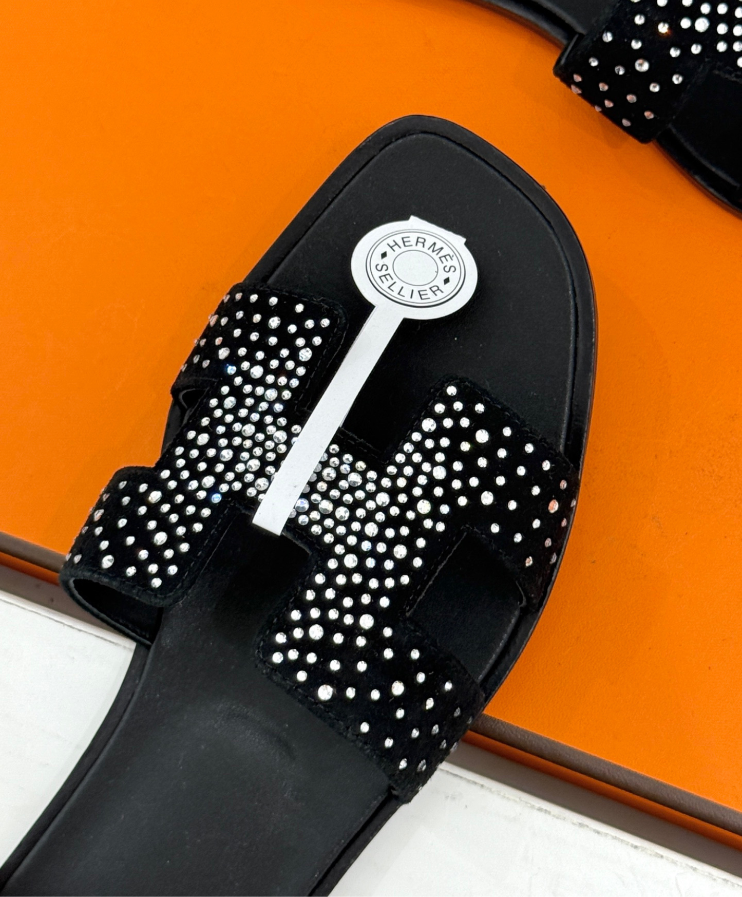 Oran sandal