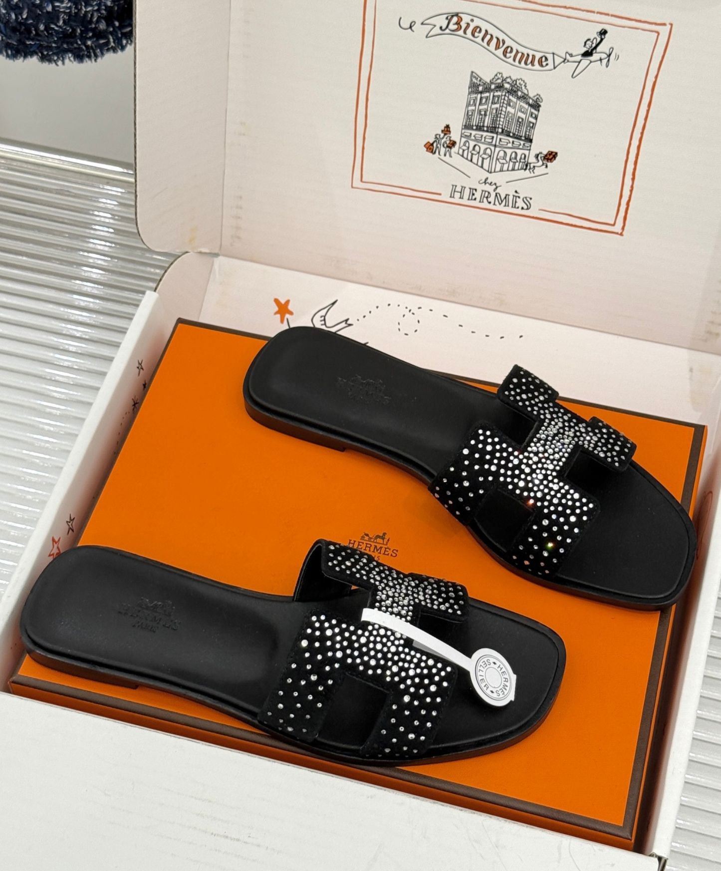 Oran sandal
