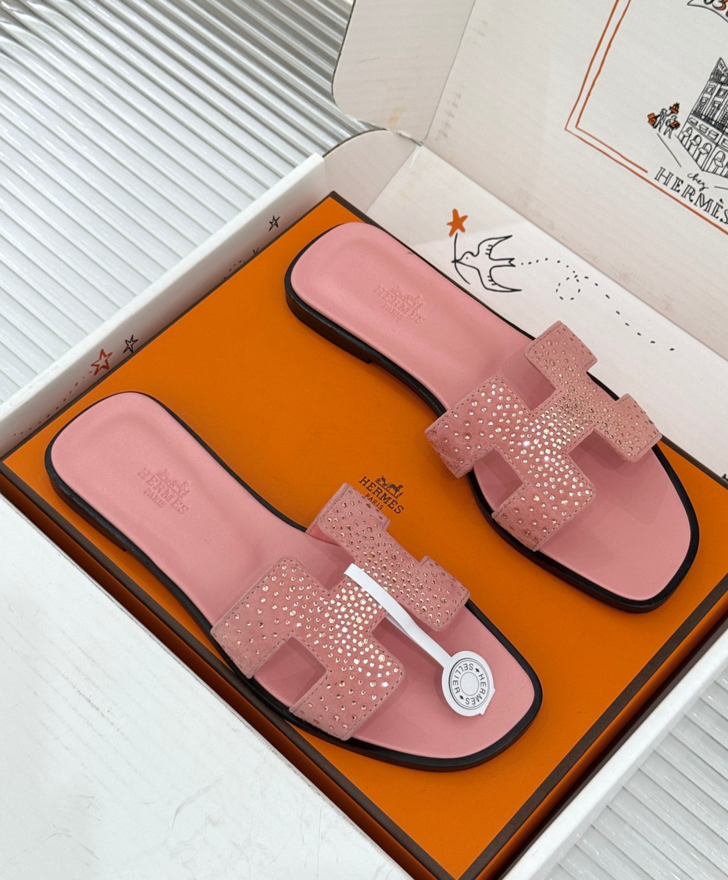 Oran sandal