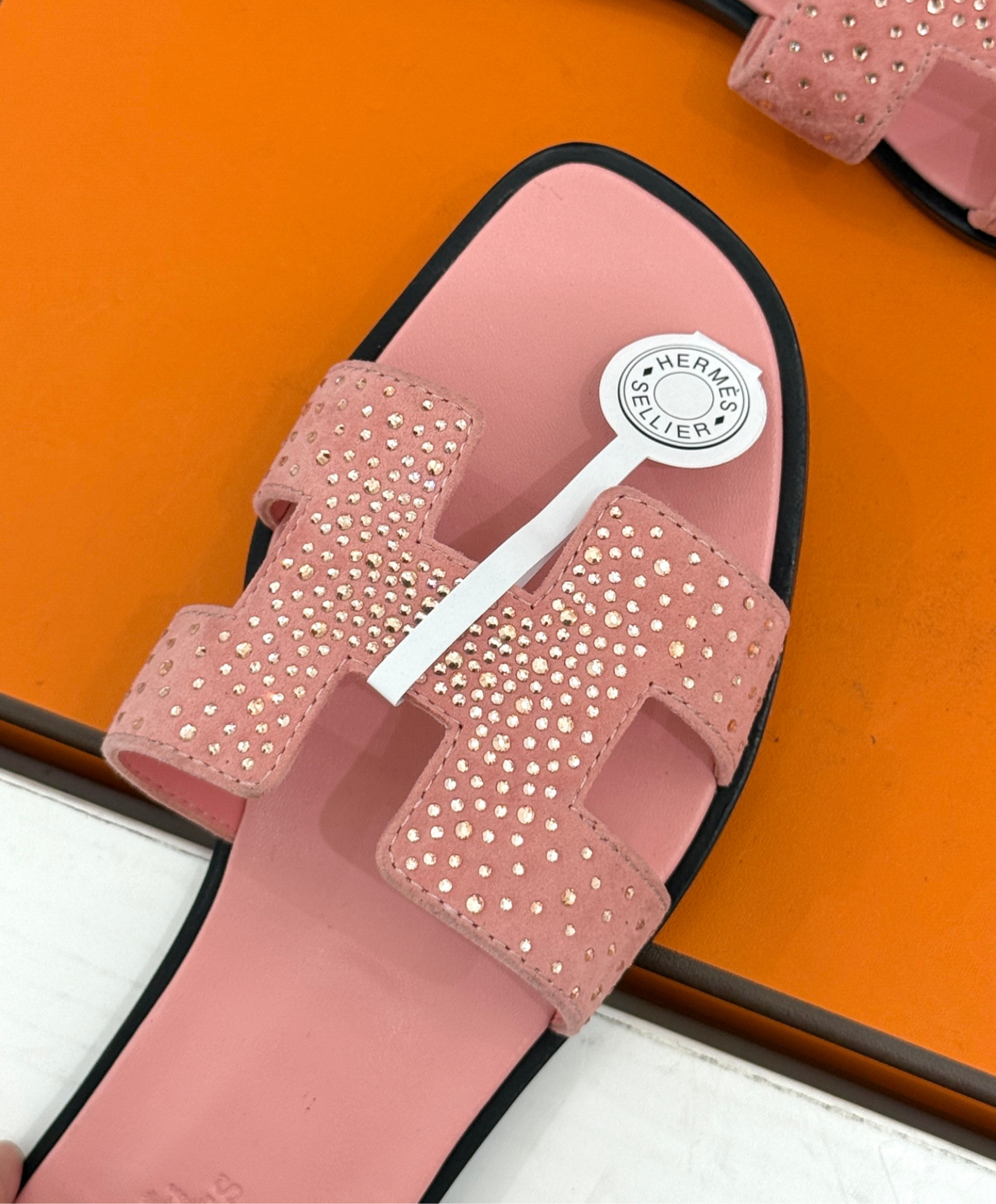 Oran sandal