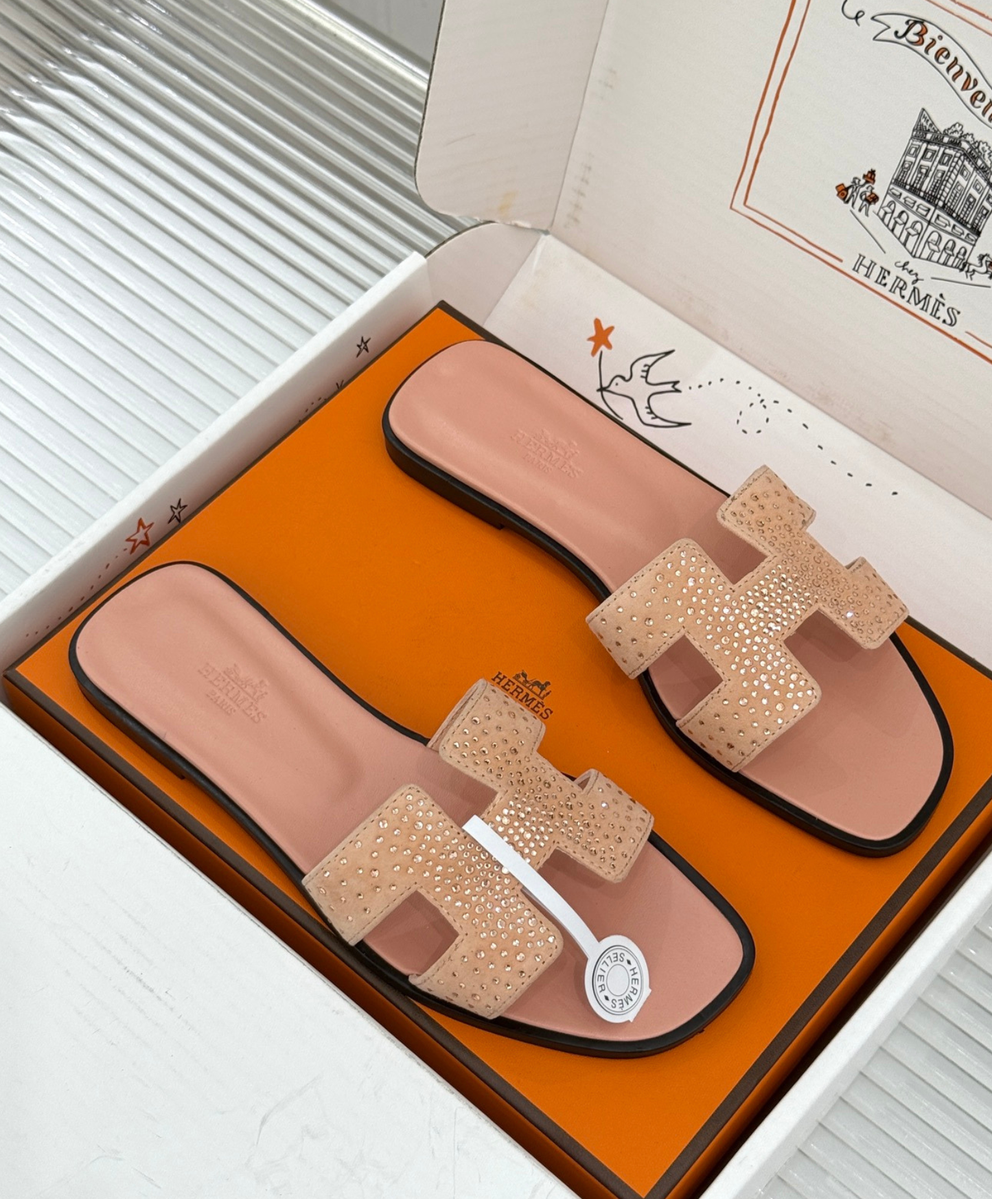 Oran sandal
