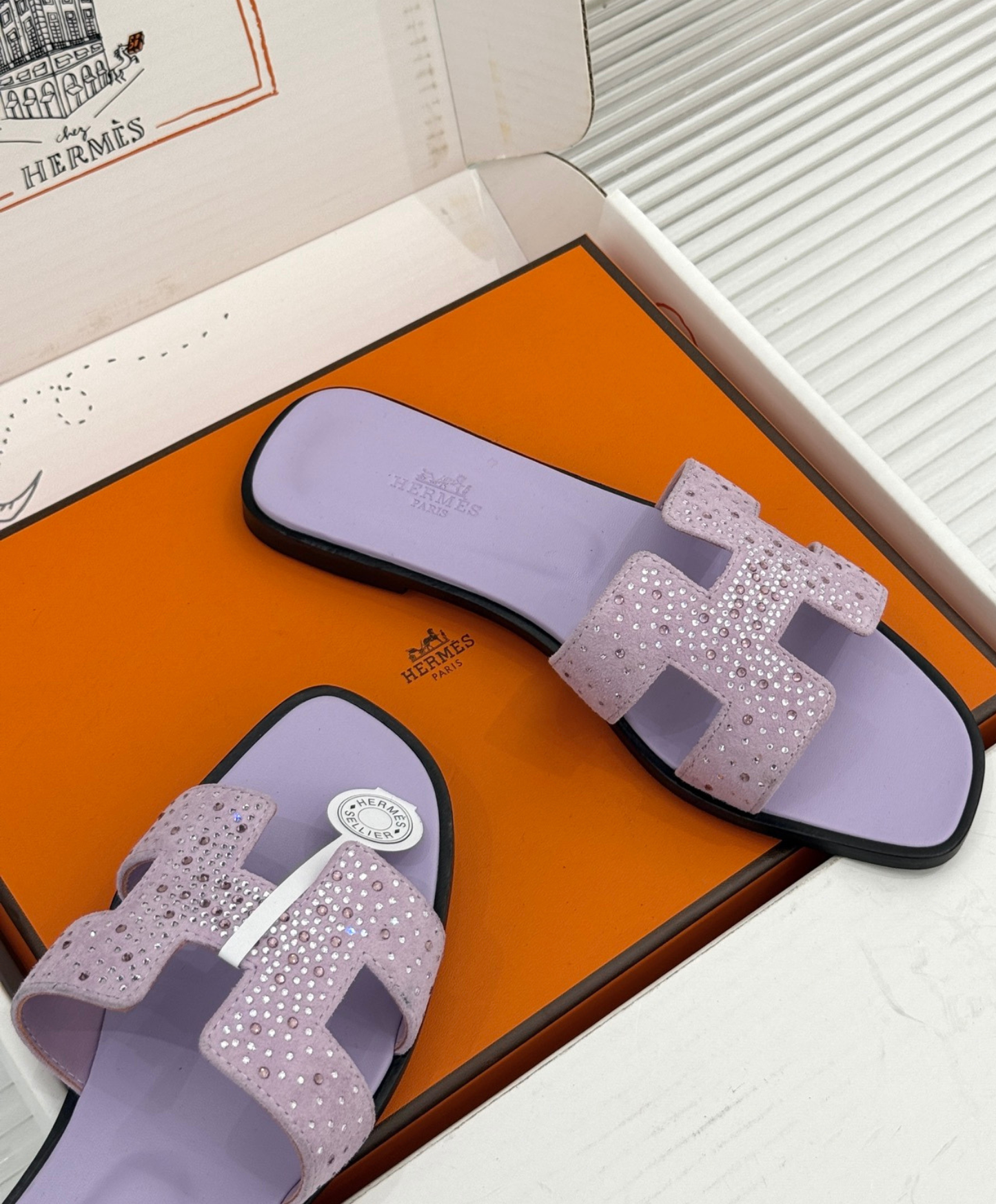 Oran sandal