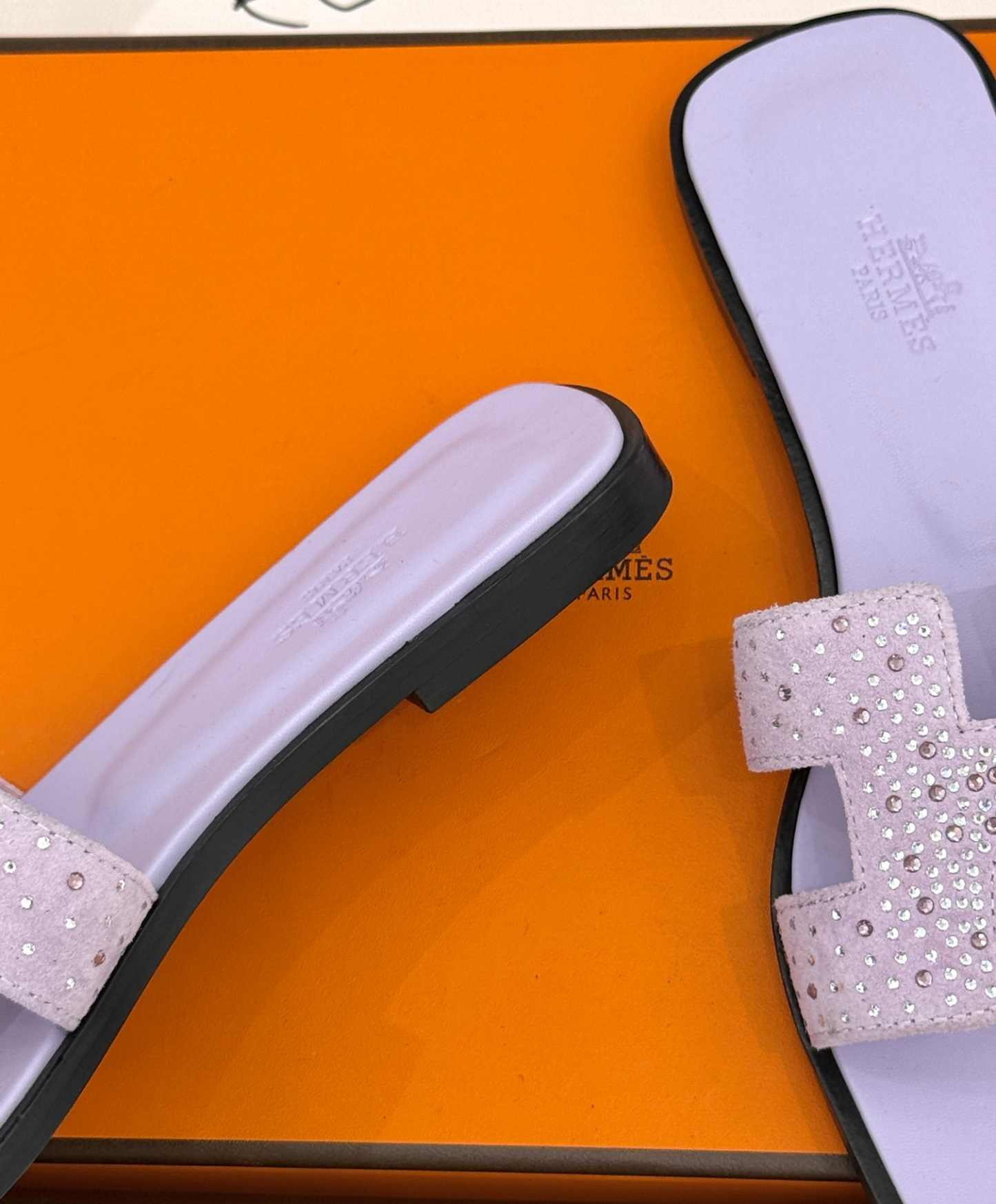 Oran sandal