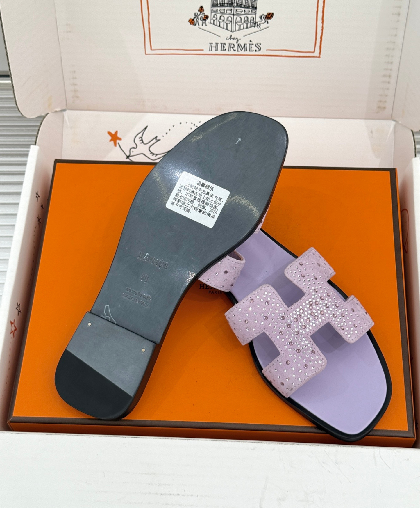 Oran sandal