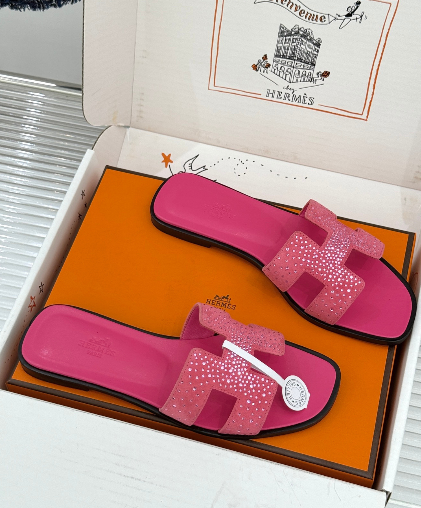 Oran sandal