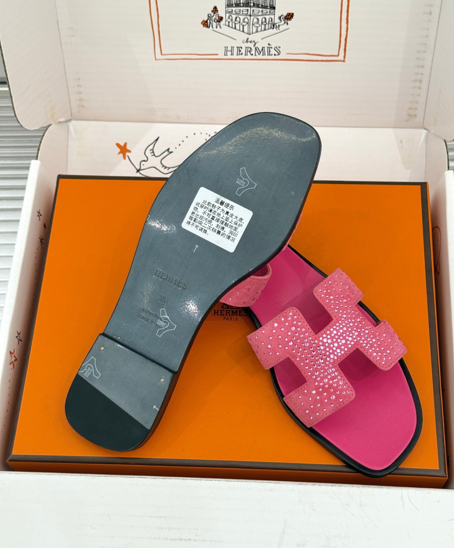 Oran sandal