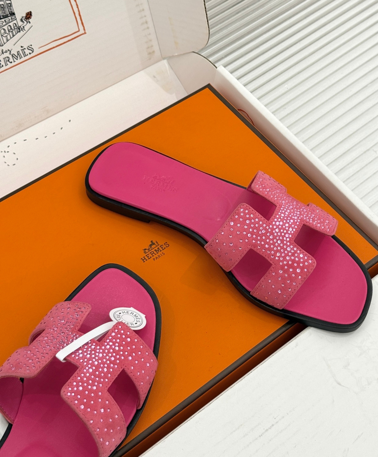 Oran sandal