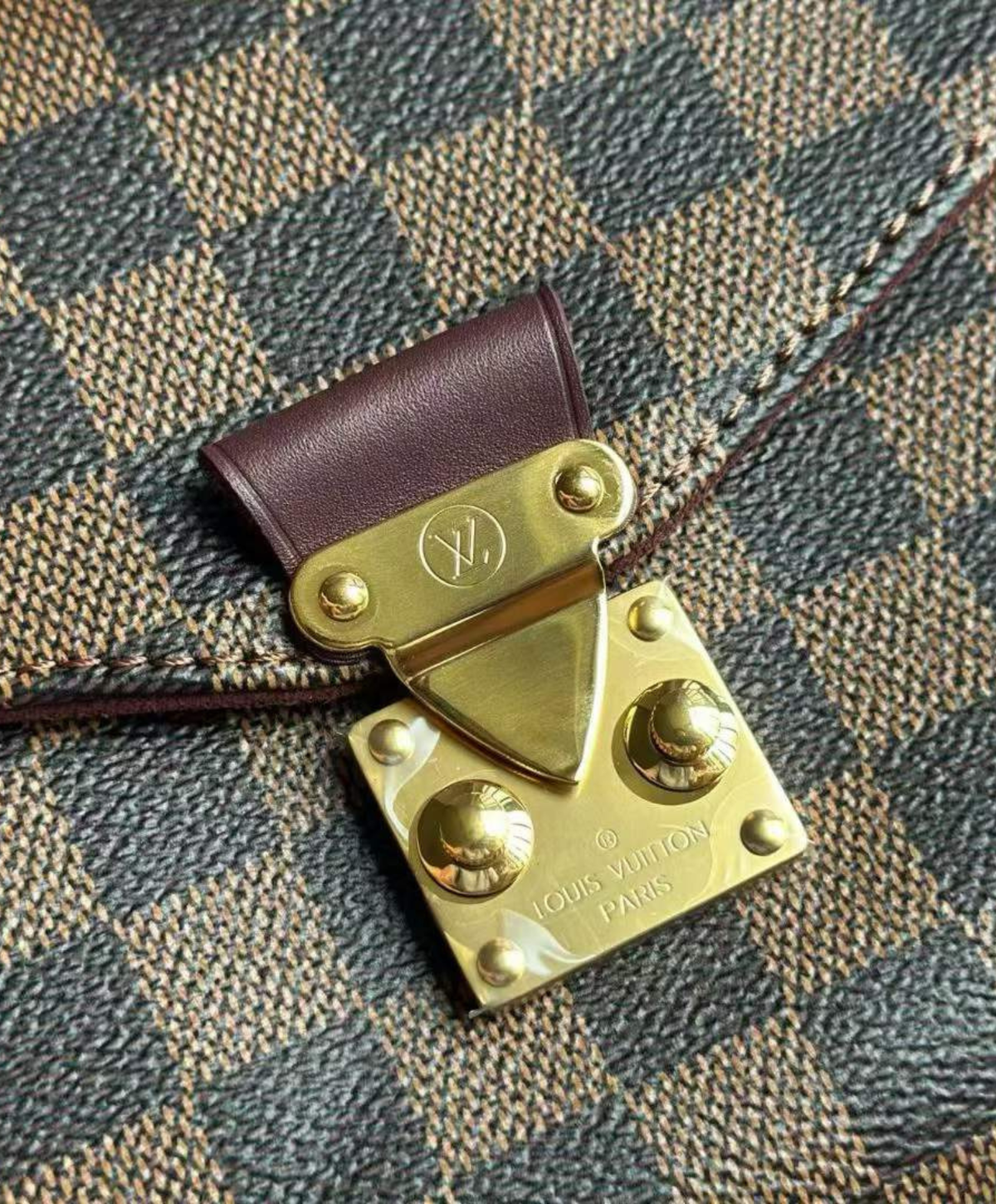 Pochette Metis