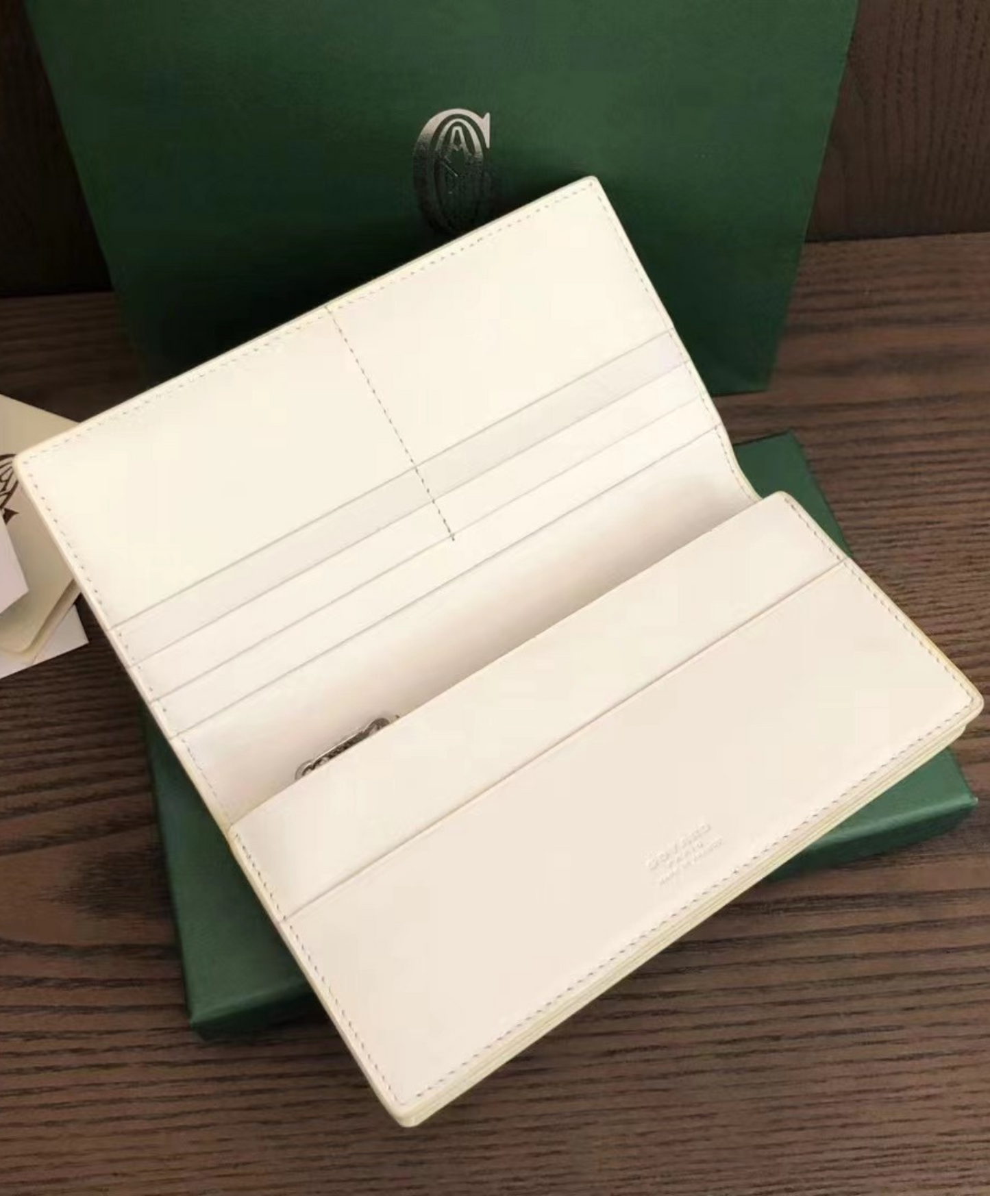 Richelieu Wallet
