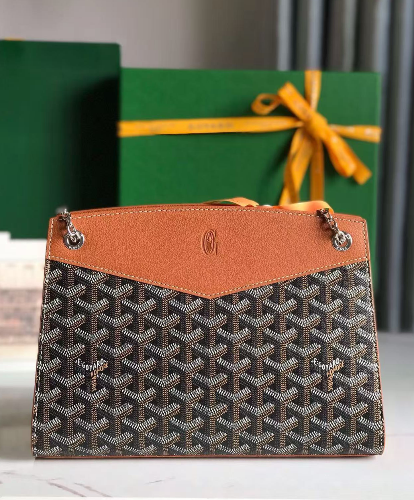 Rouette Structure PM Bag