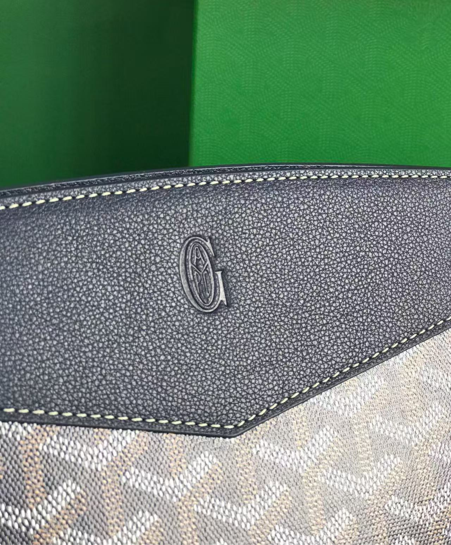 Rouette Structure PM Bag