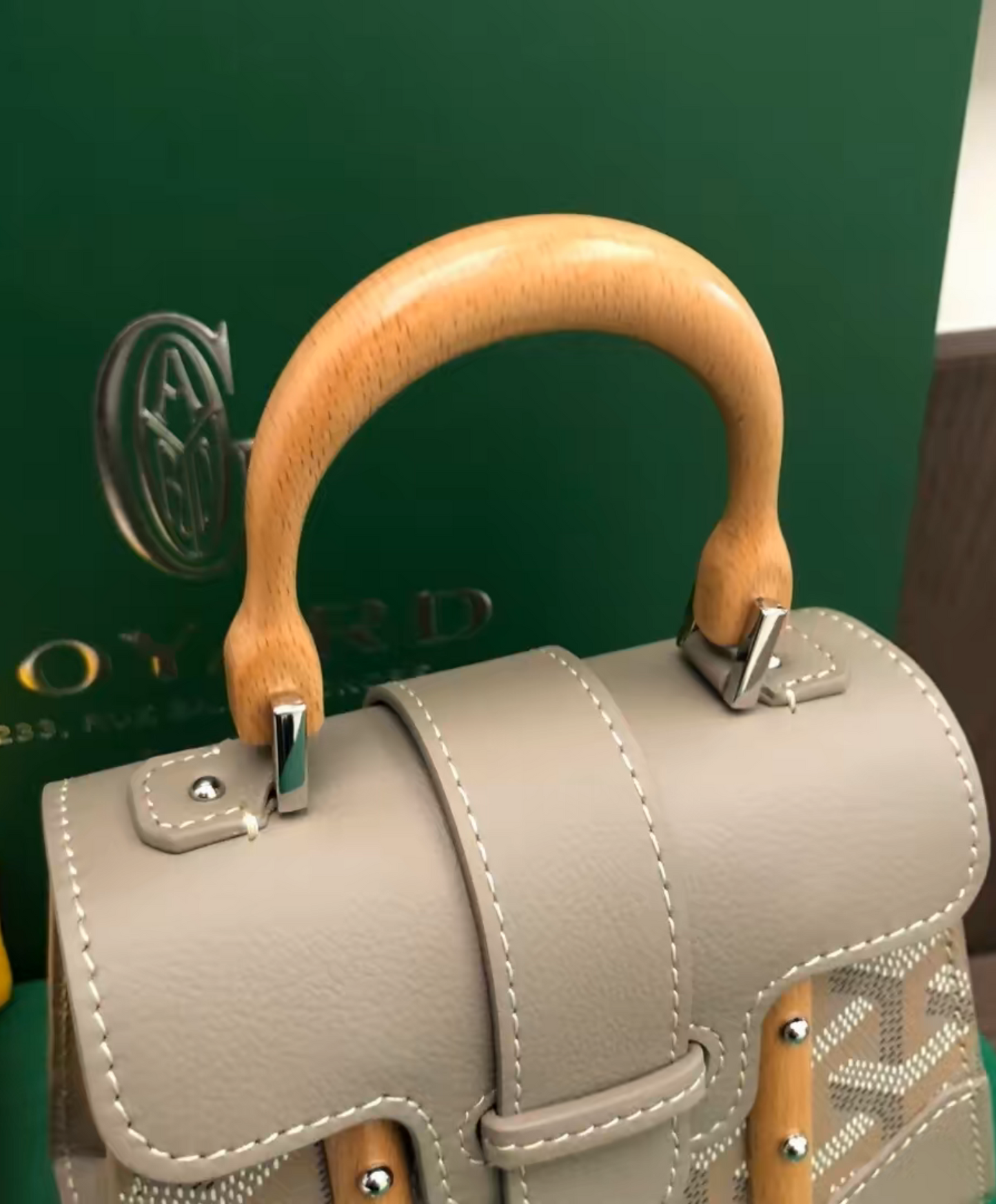 Saigon Structure Nano Bag