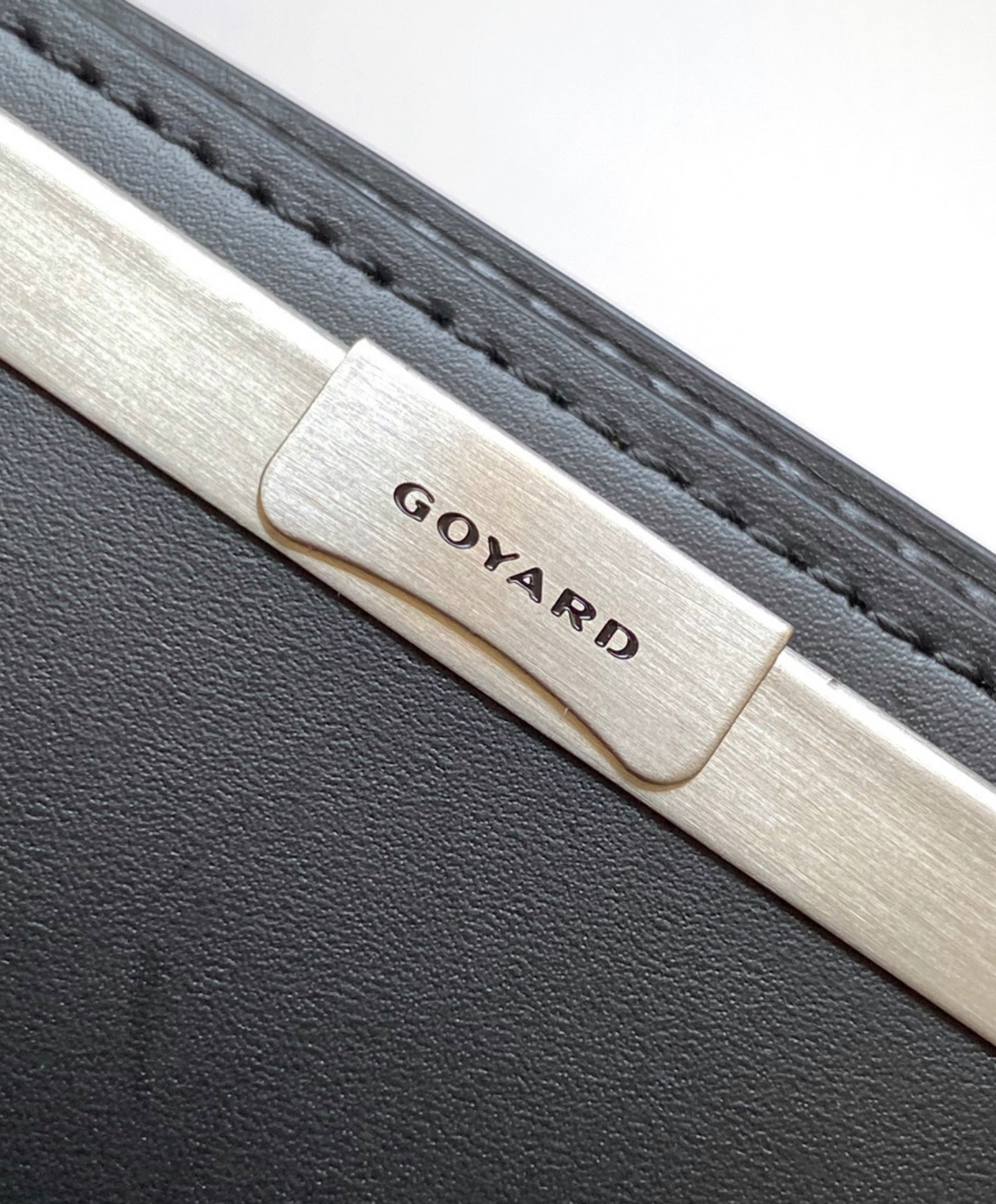 Saint-Florentin Wallet