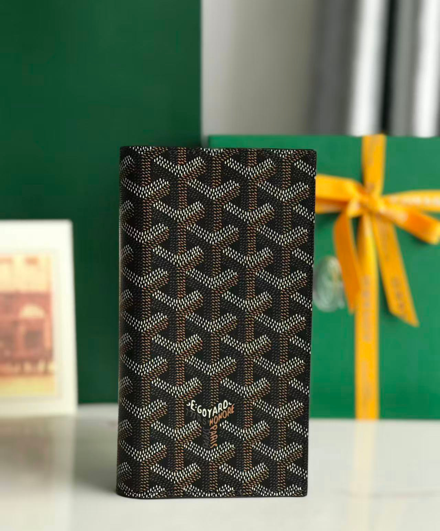 Saint-Lambert Wallet