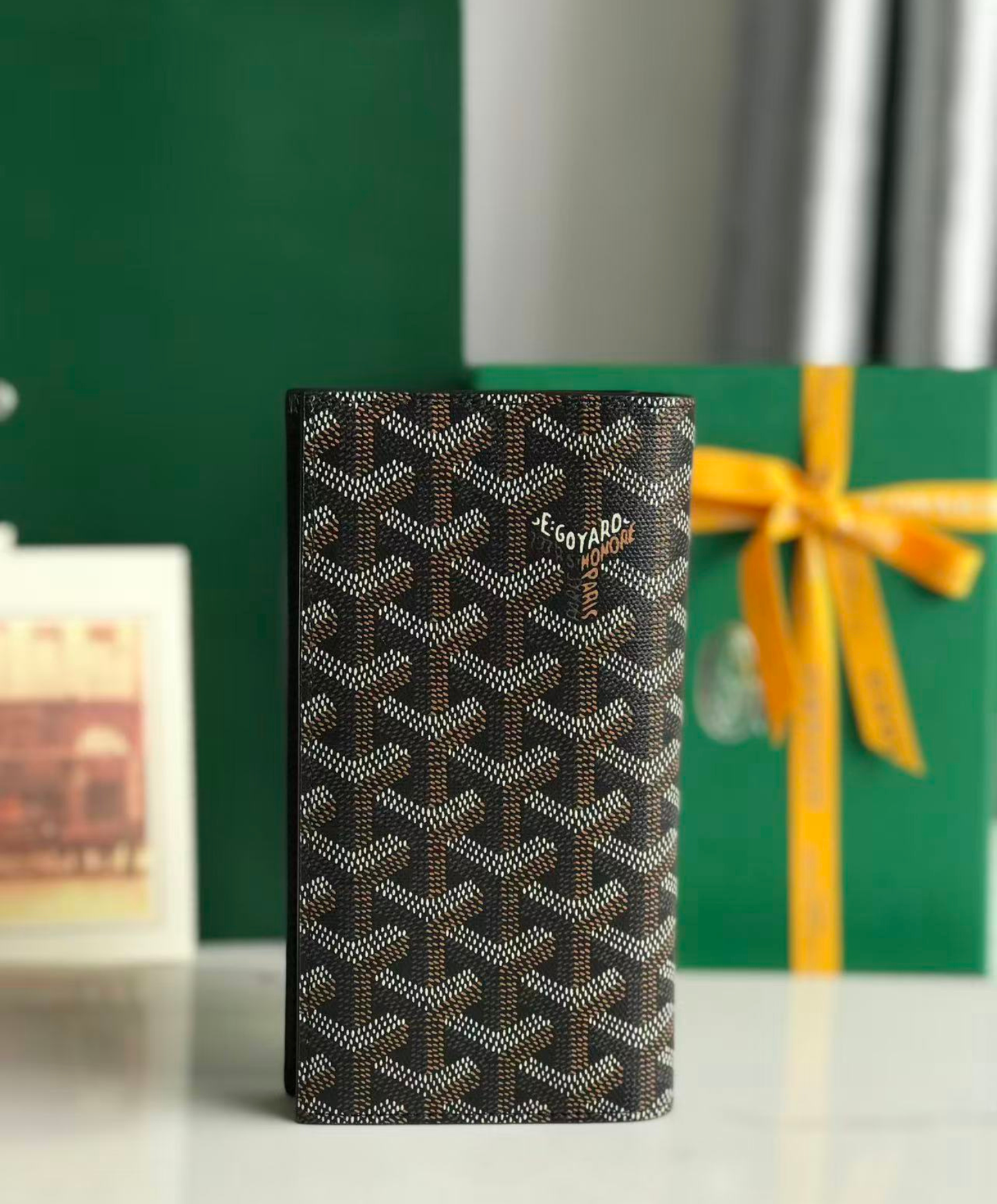 Saint-Lambert Wallet