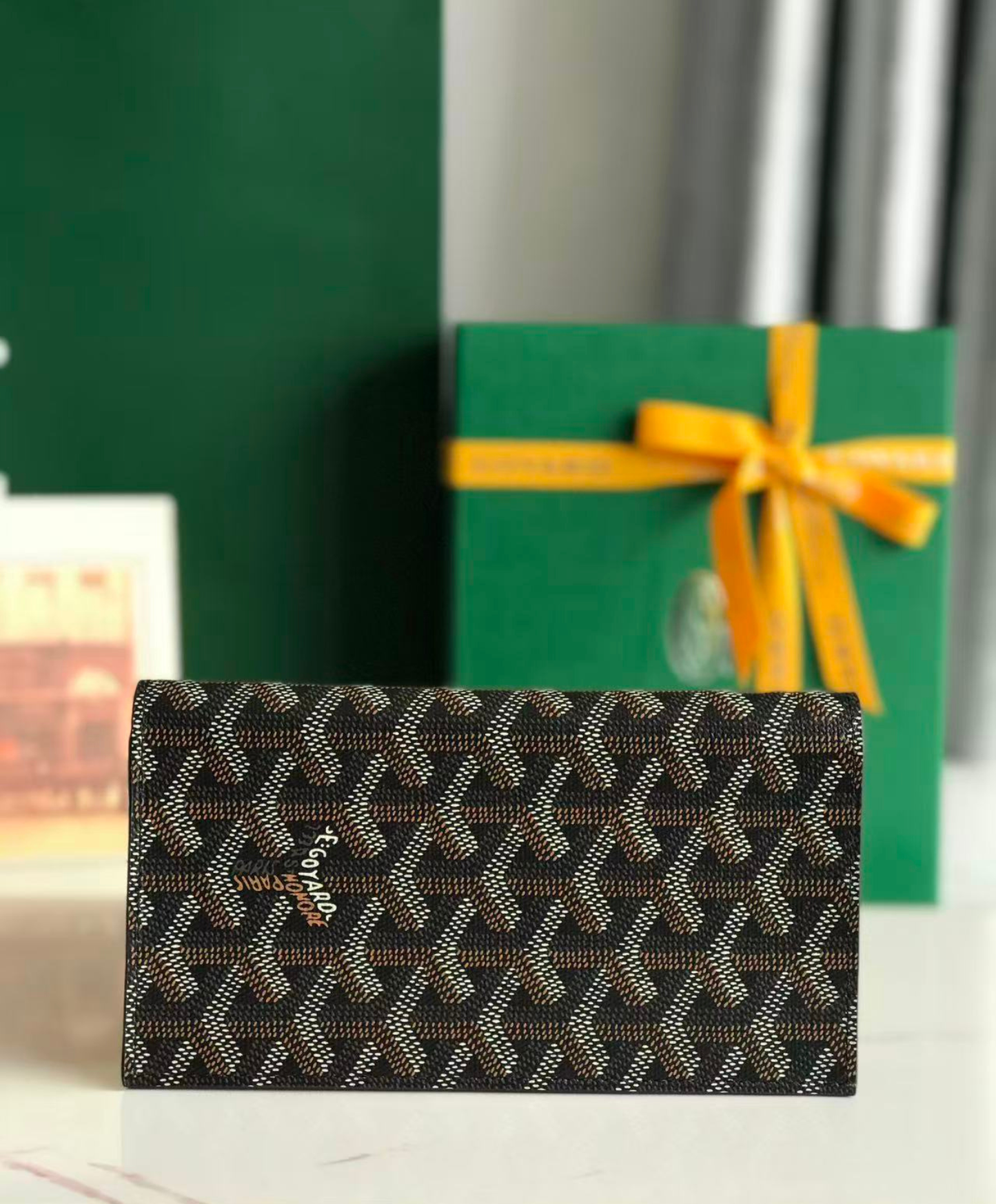 Saint-Lambert Wallet