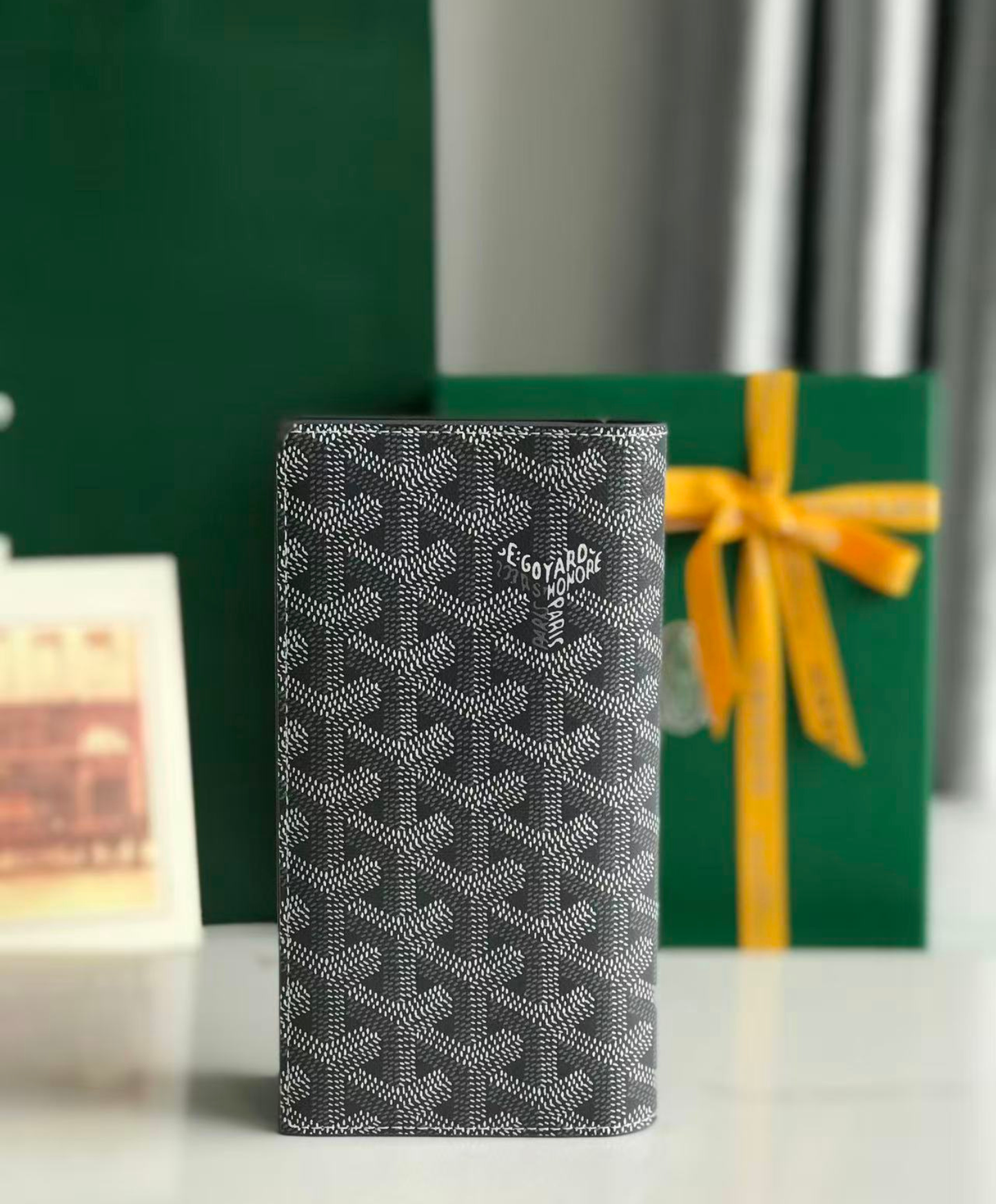 Saint-Lambert Wallet