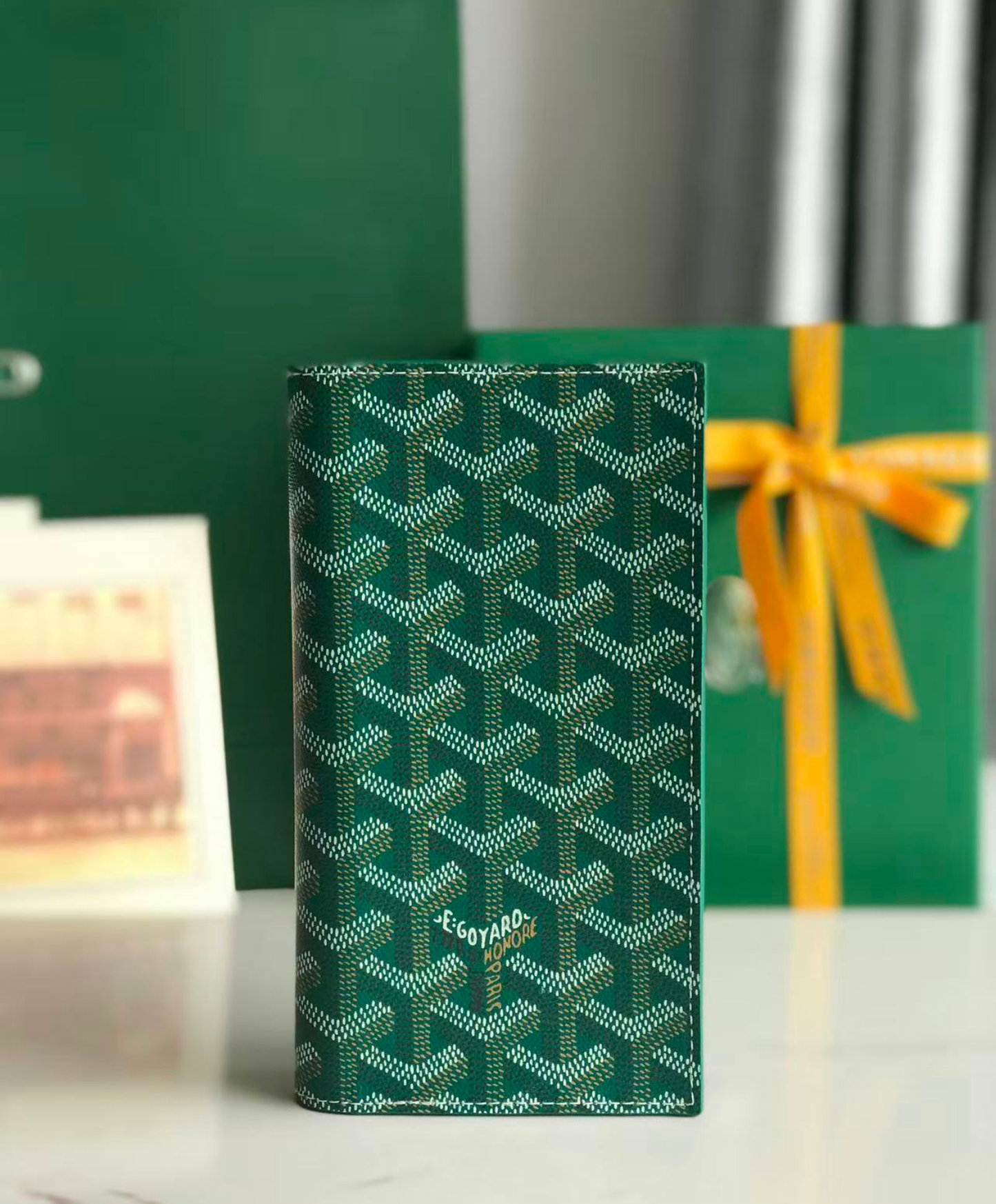 Saint-Lambert Wallet