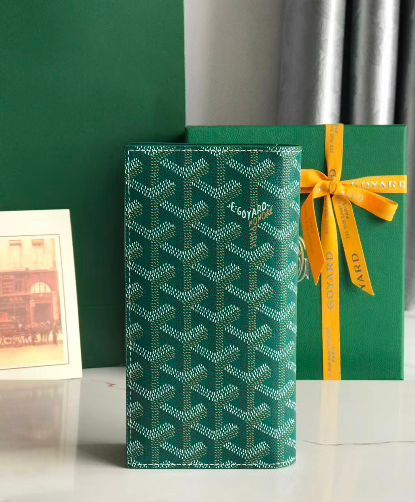 Saint-Lambert Wallet