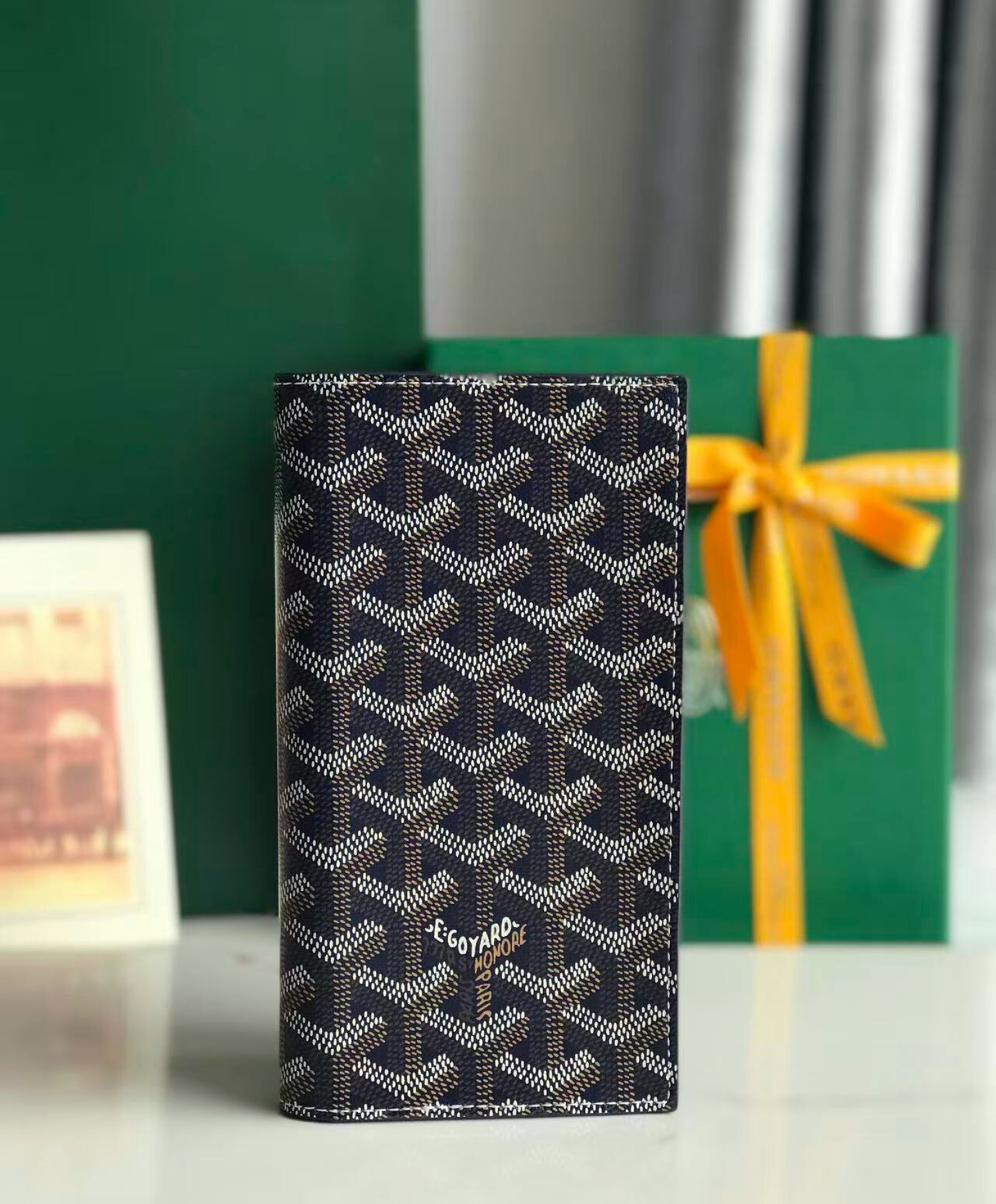 Saint-Lambert Wallet