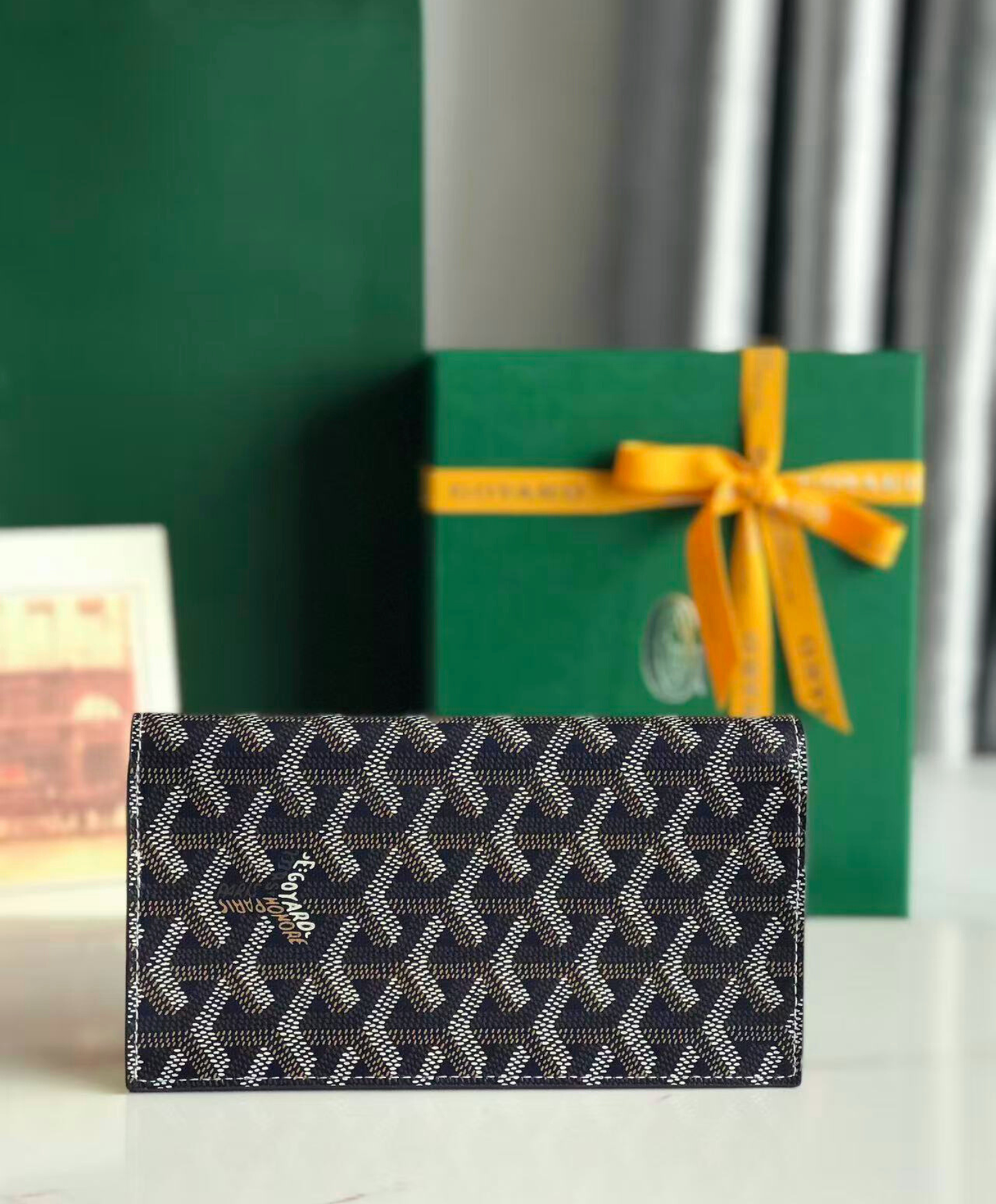 Saint-Lambert Wallet