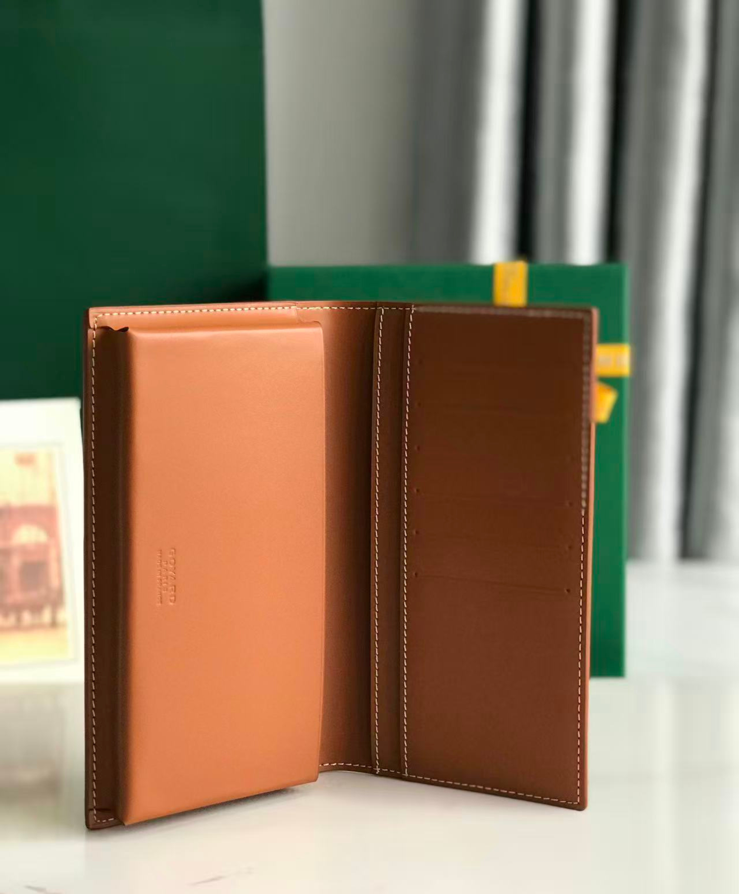 Saint-Lambert Wallet