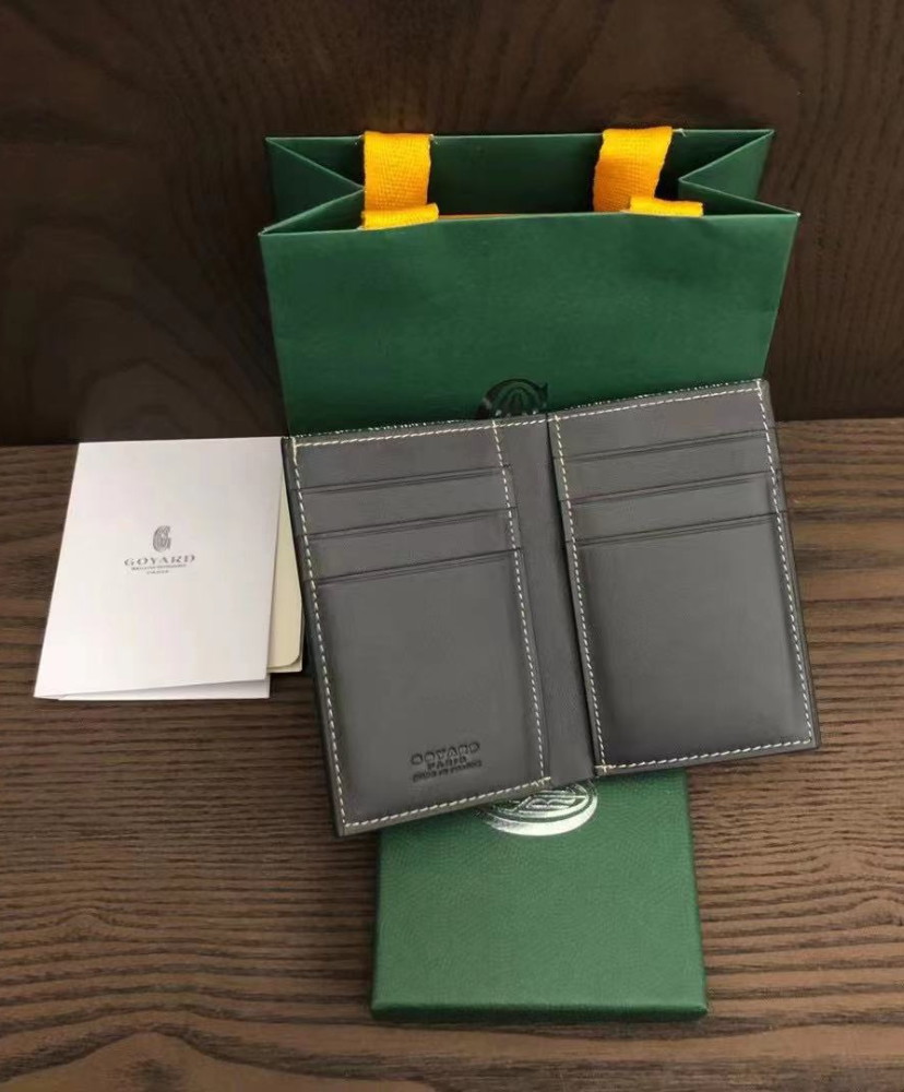 Saint-Pierre Card Wallet