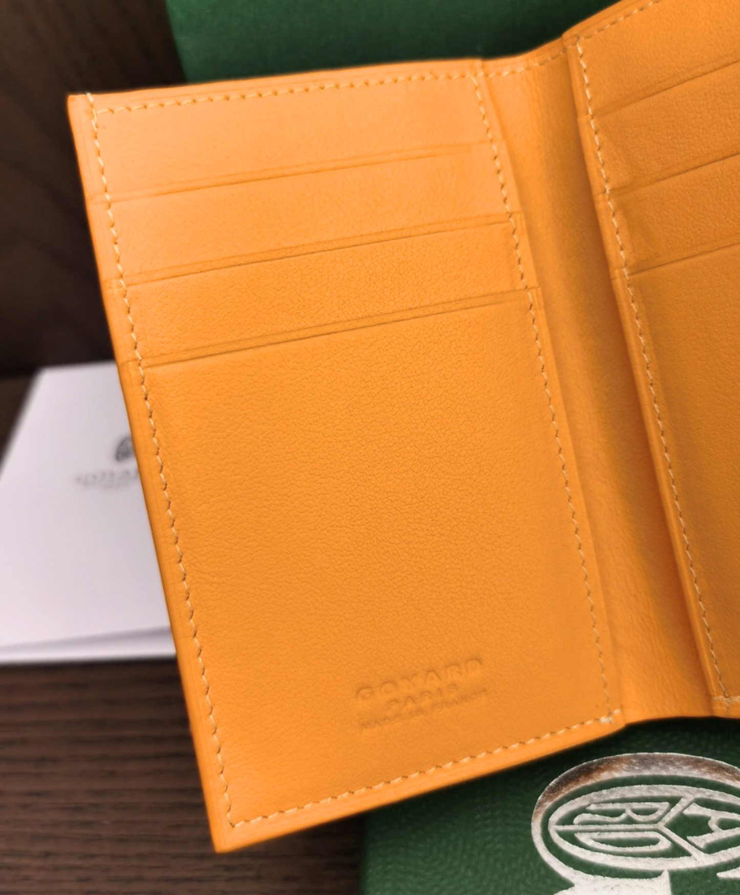 Saint-Pierre Card Wallet