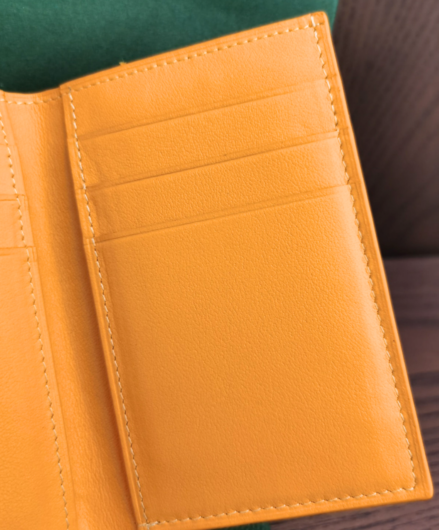 Saint-Pierre Card Wallet