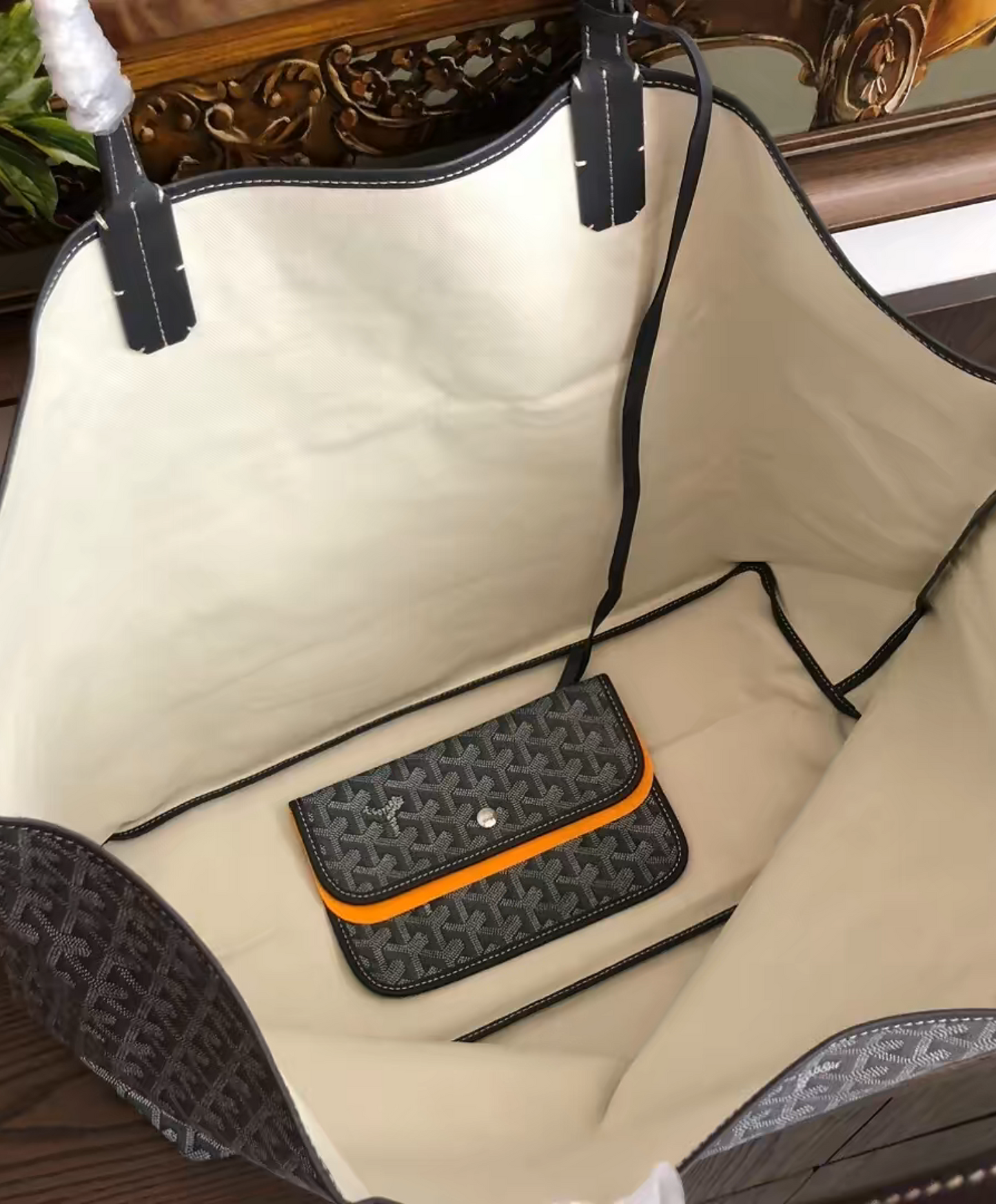Saint Louis GM Bag
