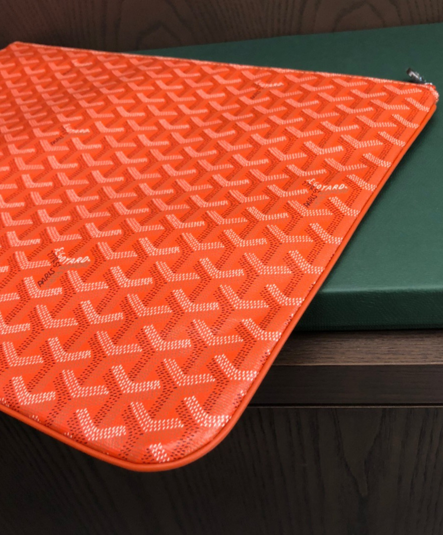 Senat GM Pouch