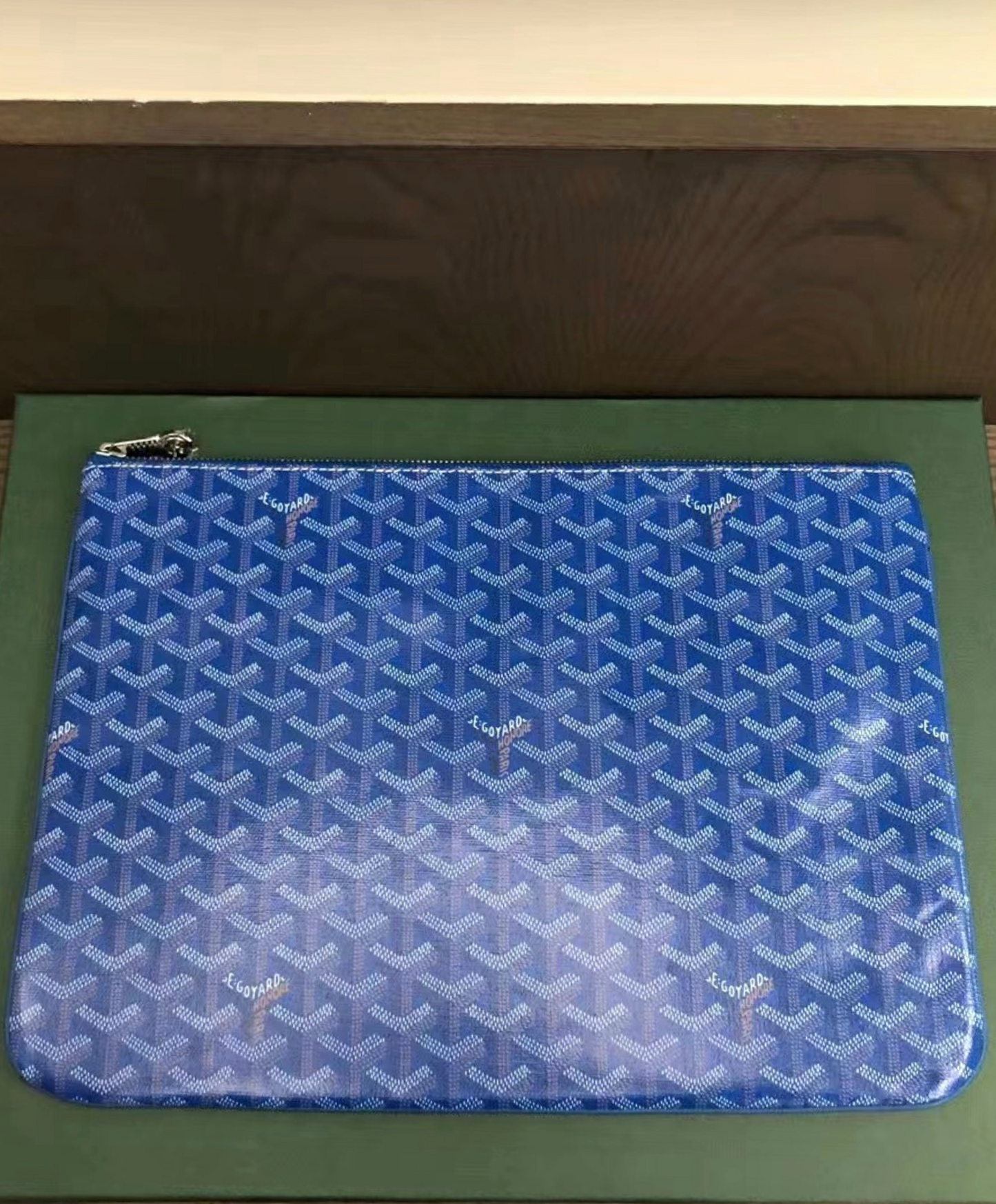 Senat MGM Pouch