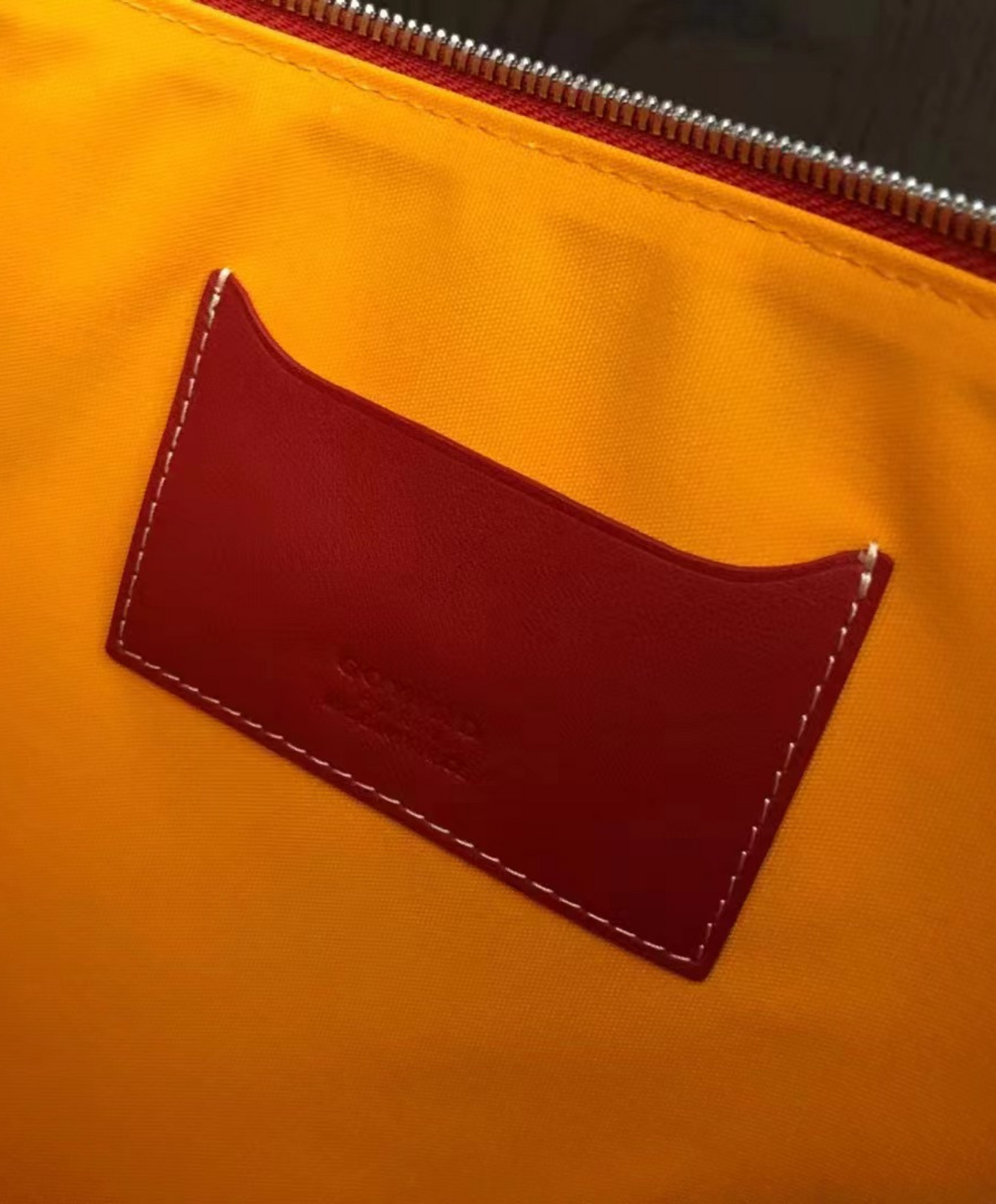 Senat MGM Pouch