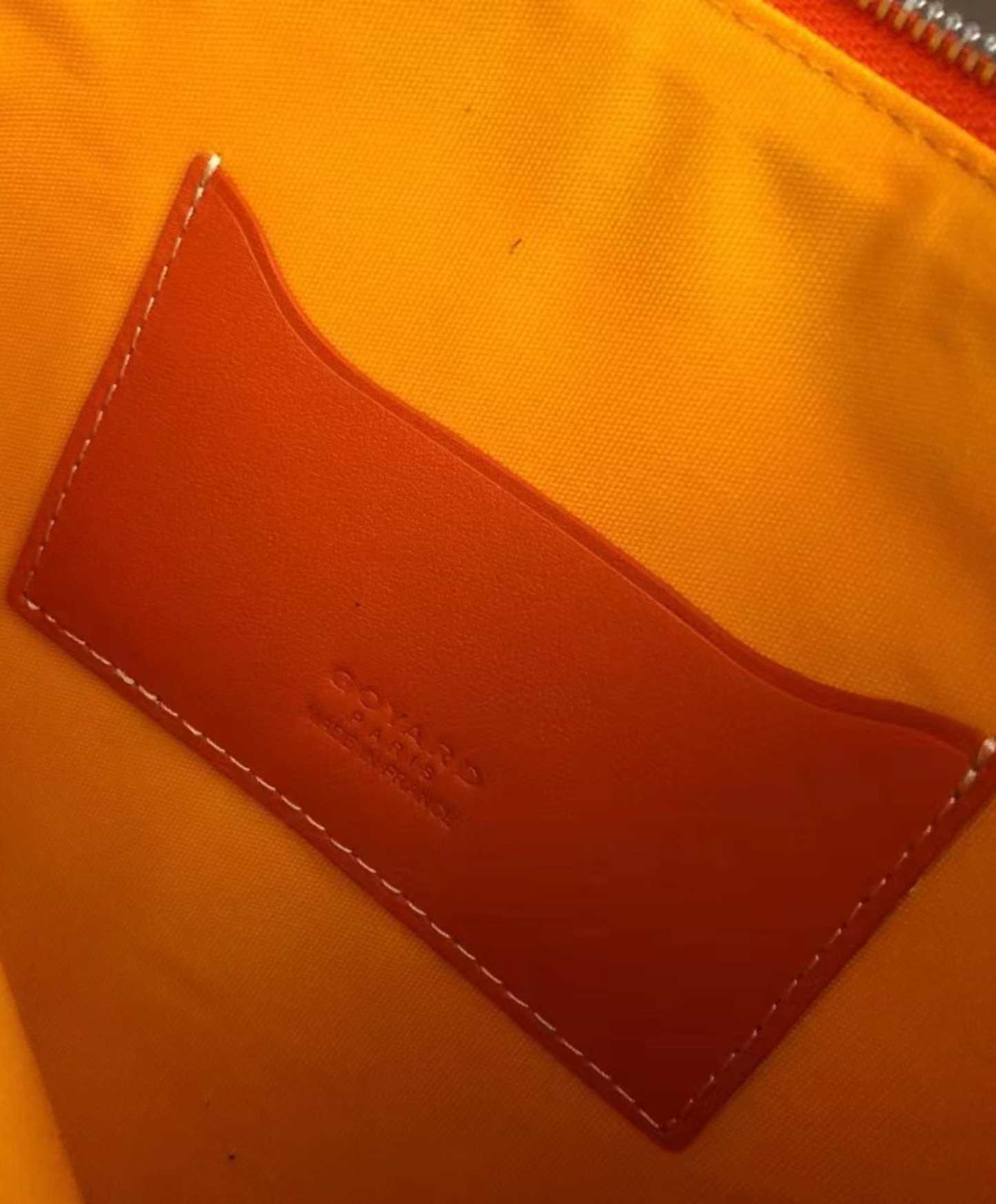 Senat MM Pouch