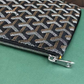 Senat PM Pouch
