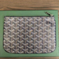 Senat PM Pouch