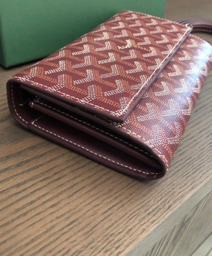 Varenne Continental Wallet