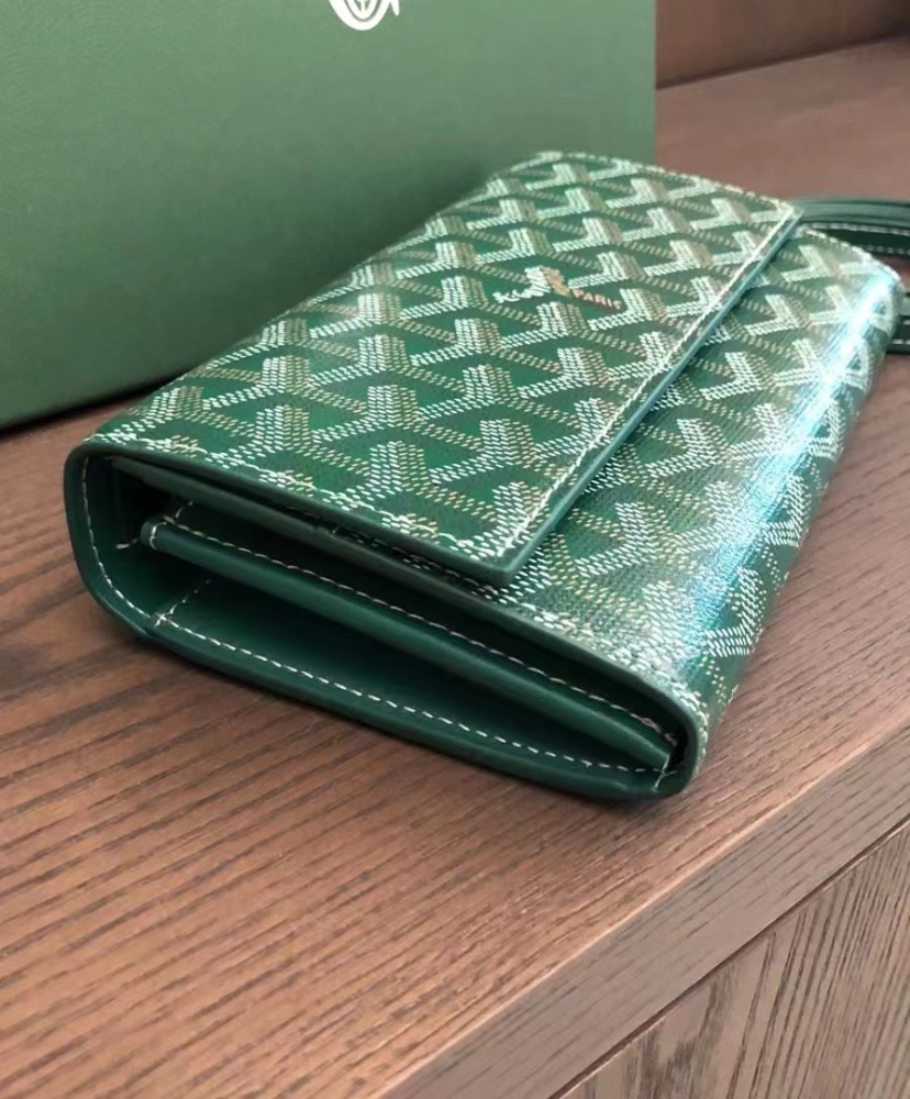 Varenne Continental Wallet