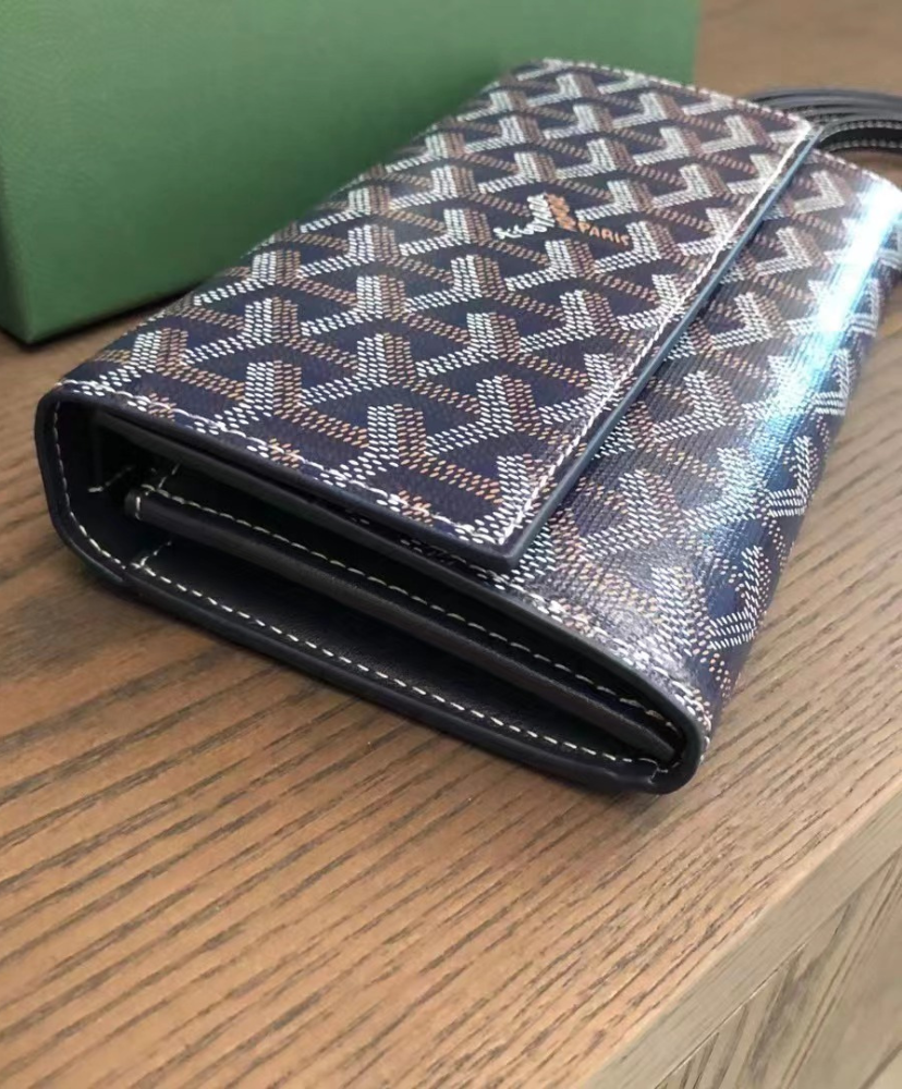 Varenne Continental Wallet