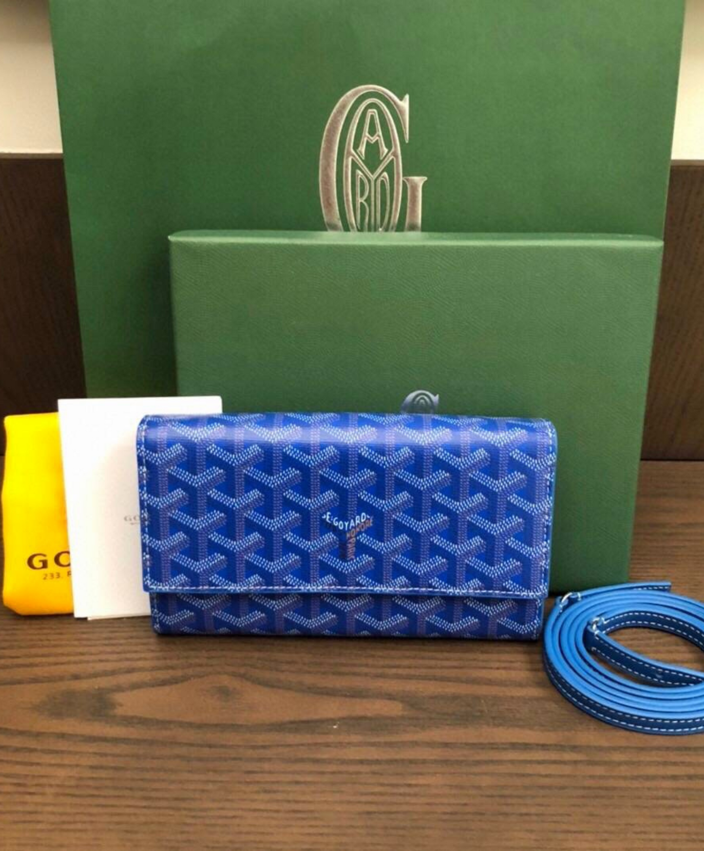 Varenne Continental Wallet