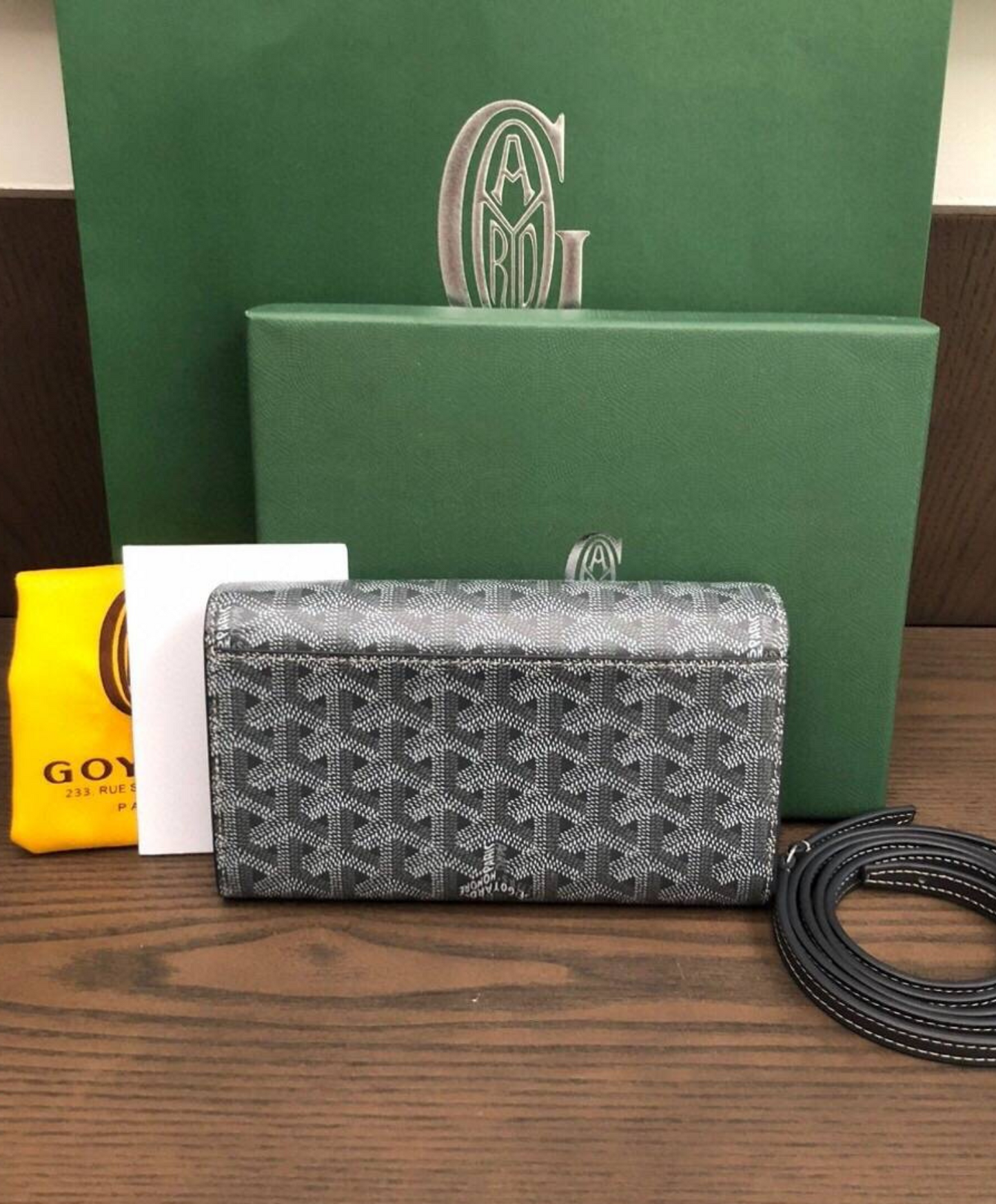 Varenne Continental Wallet