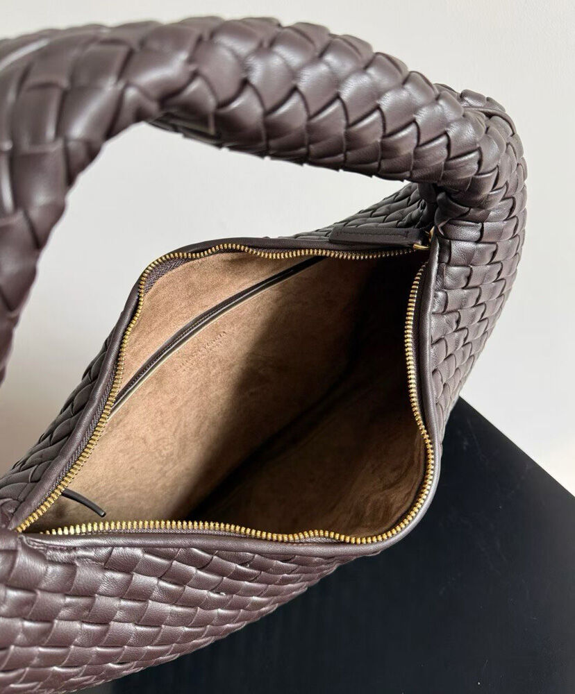 Veneta Intrecciato Medium Leather Shoulder Bag