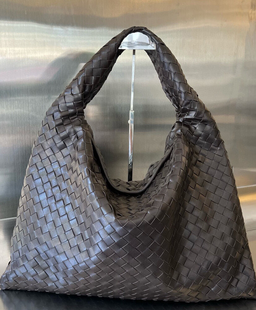 Hop Large Intrecciato Leather Tote