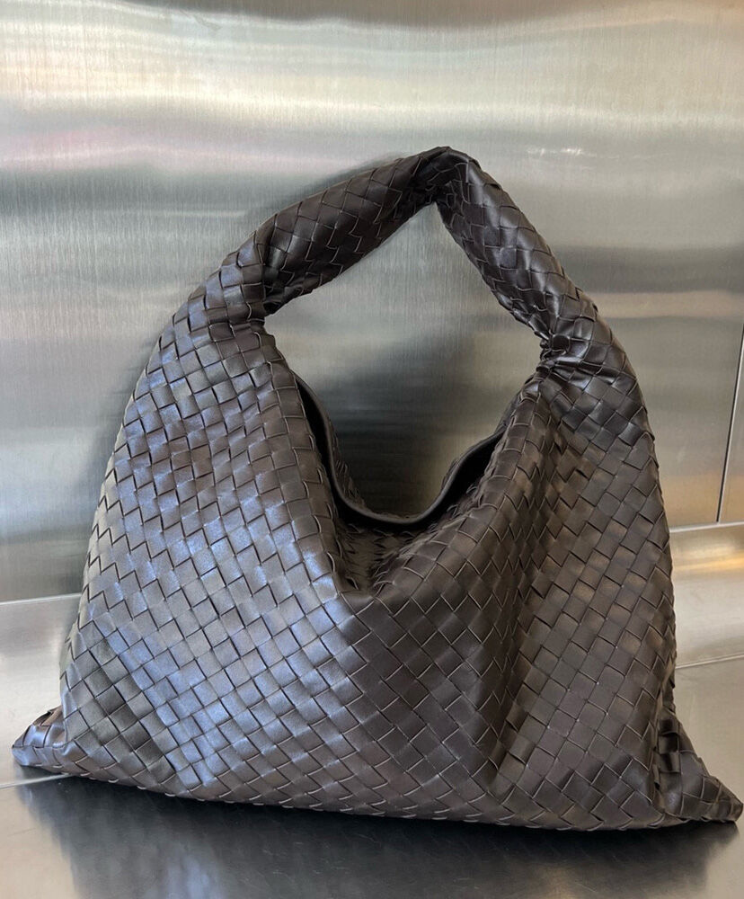 Hop Large Intrecciato Leather Tote