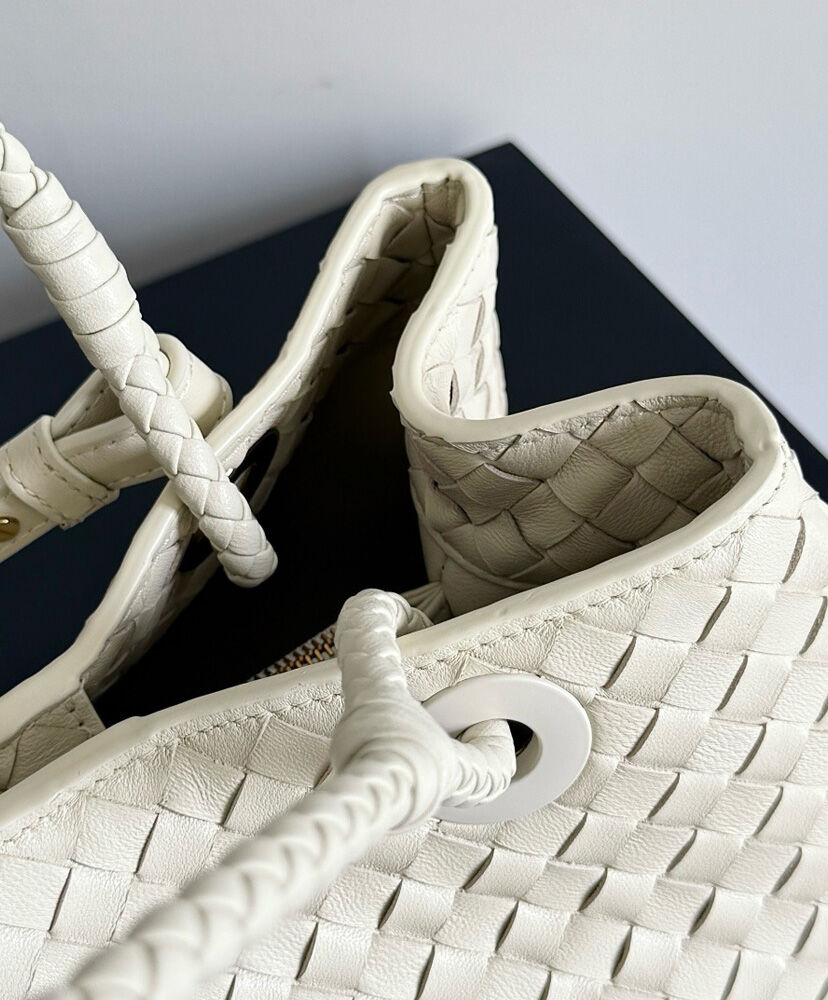 White Leather Basket Shoulder Bag