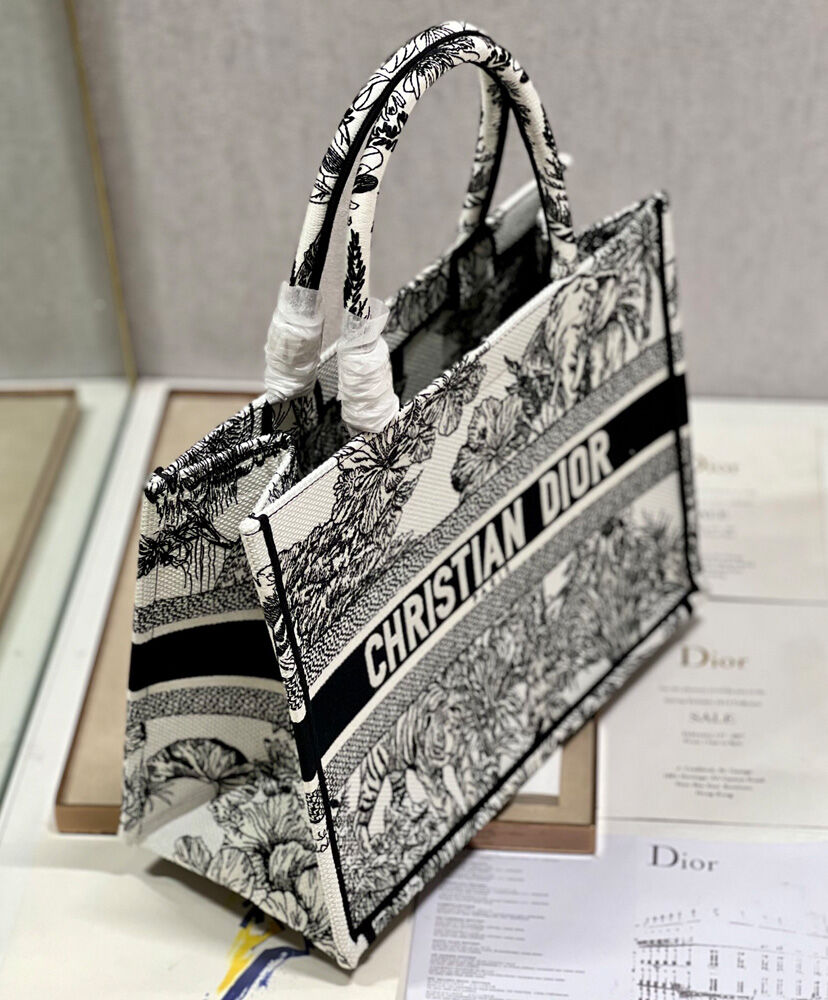 Medium Dior Book Tote